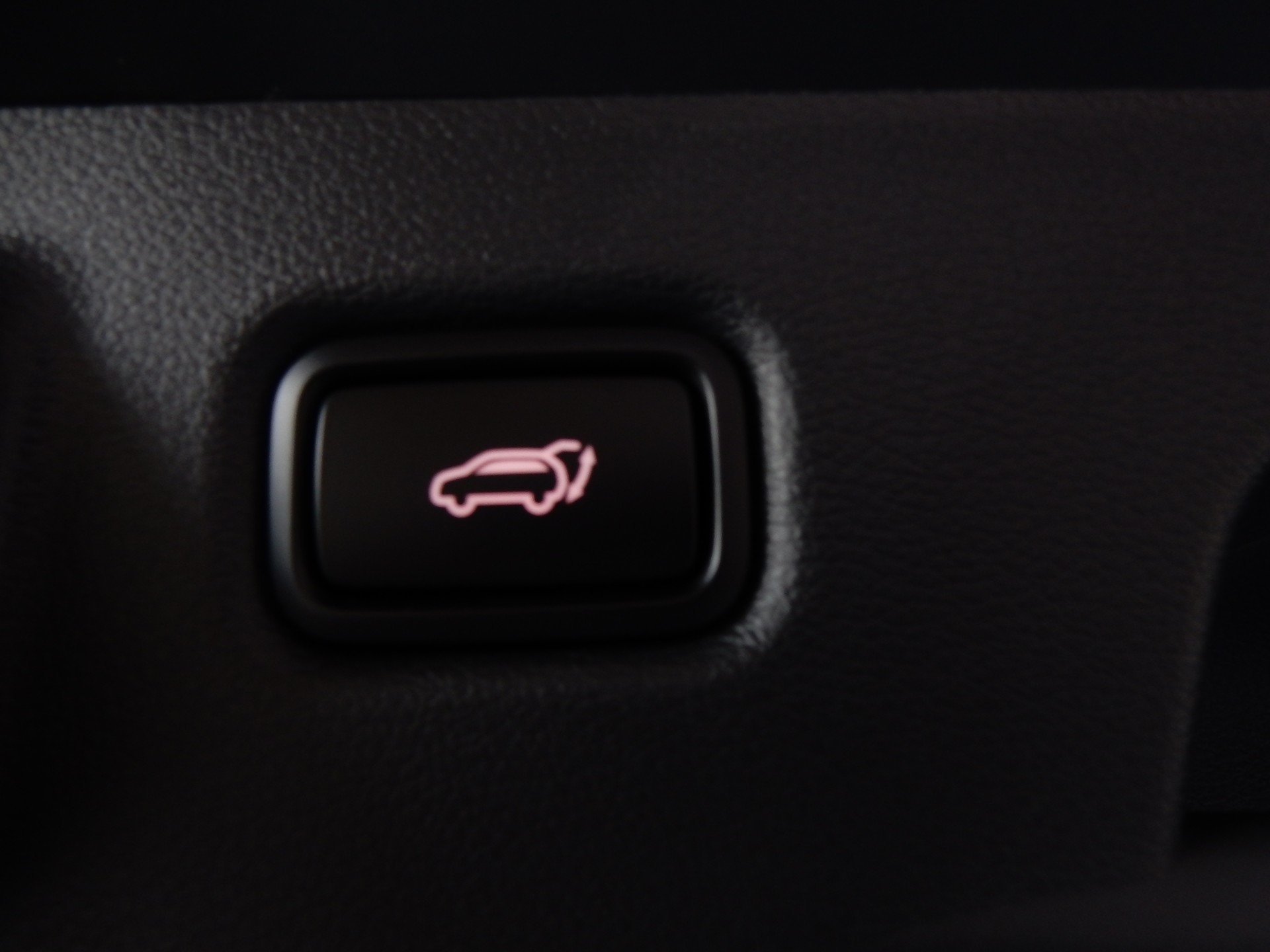 KIA Ceed SW 1.5 T-GDi DCT Spirit (Style)-image-9