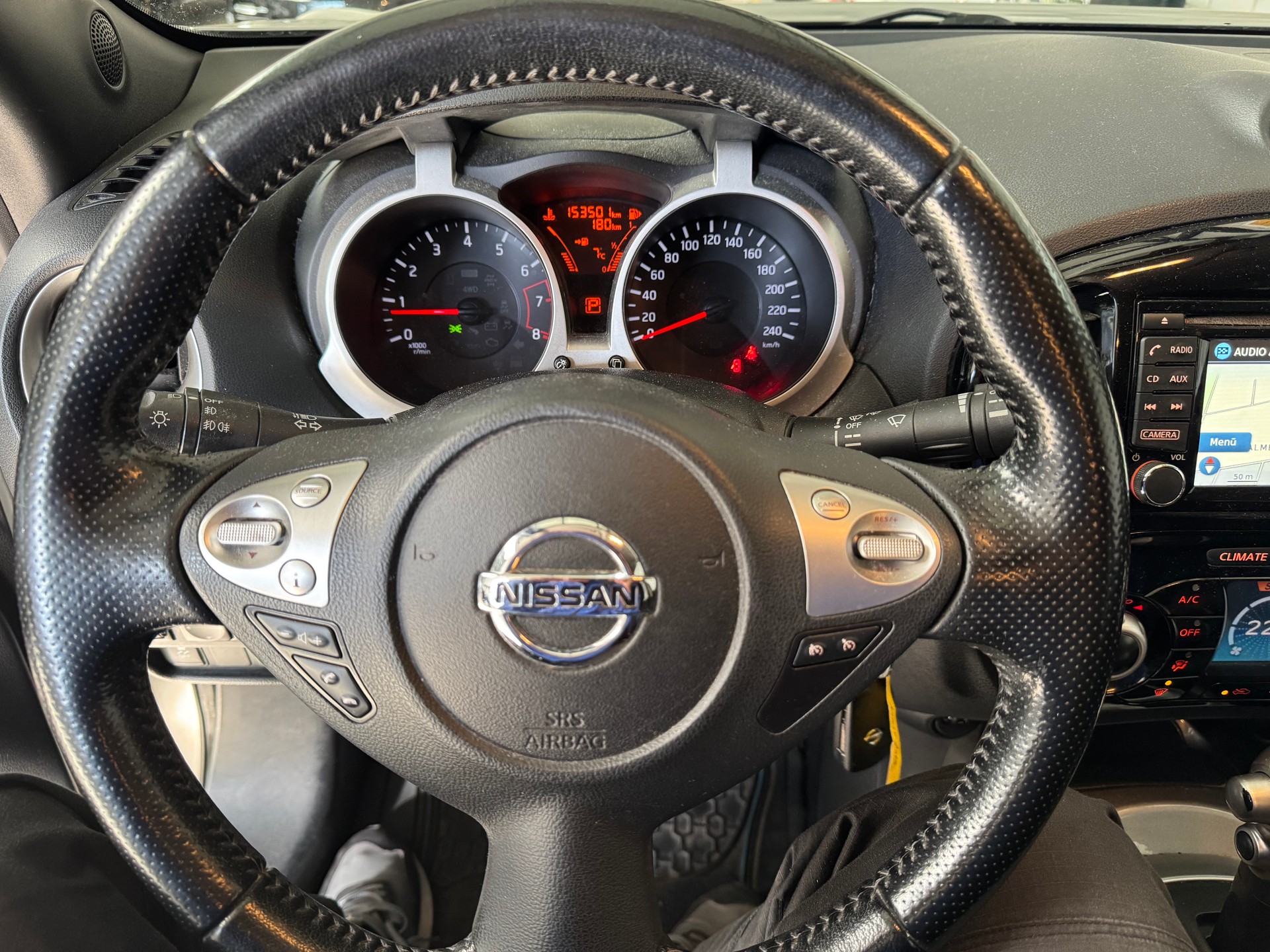 NISSAN Juke 1.6 tekna Xtronic CVT-image-7