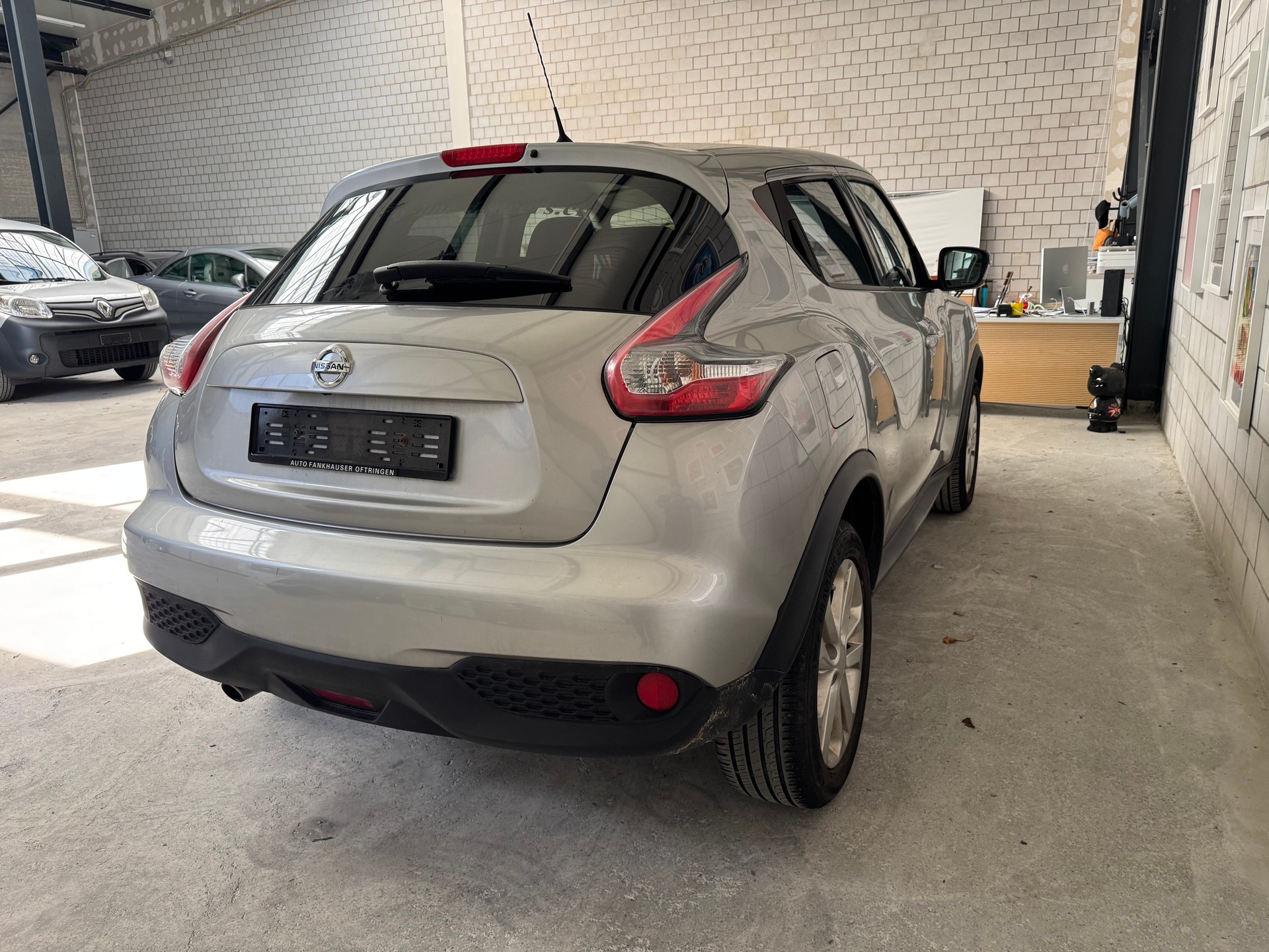 NISSAN Juke 1.6 tekna Xtronic CVT-image-3
