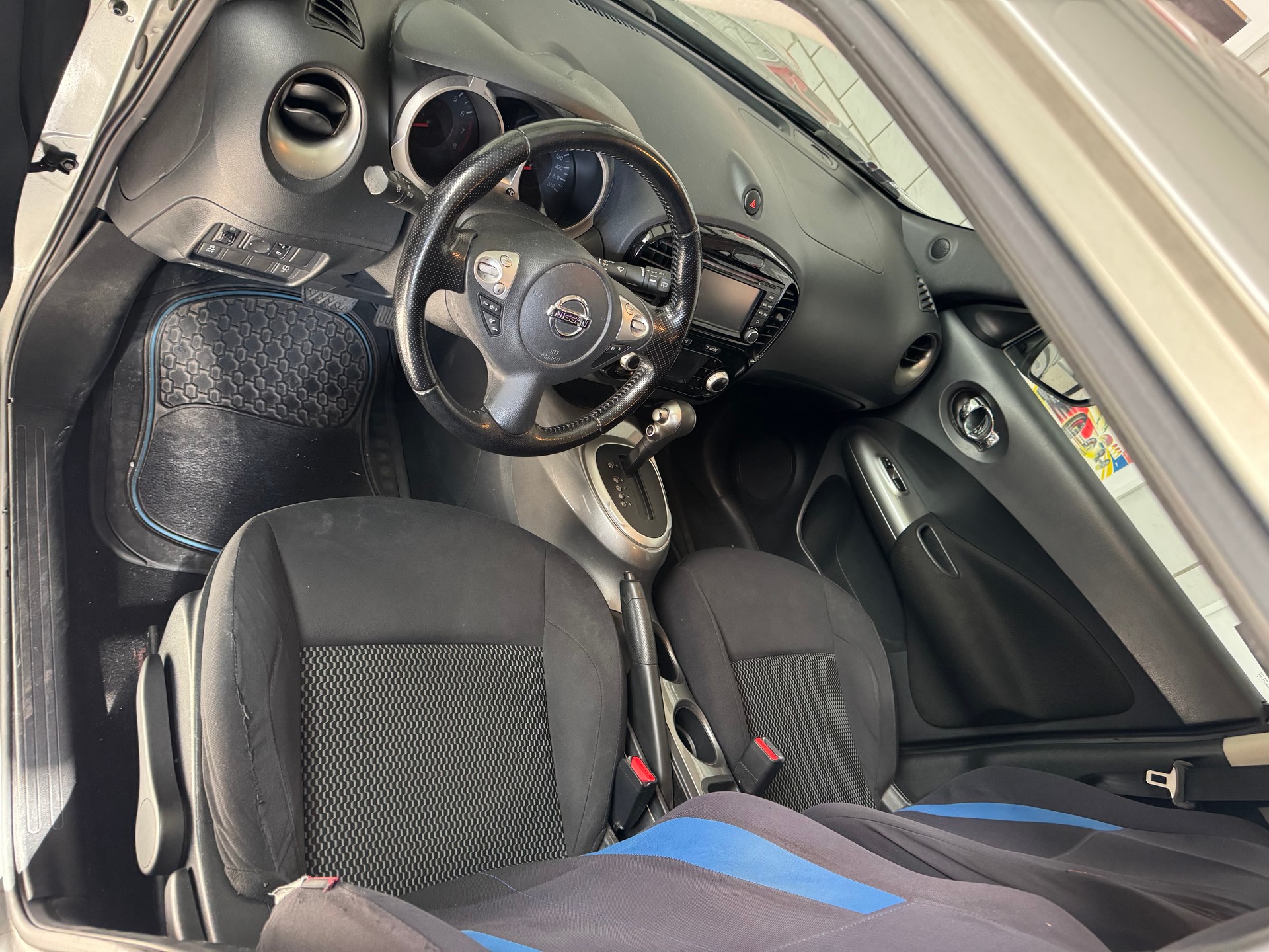 NISSAN Juke 1.6 tekna Xtronic CVT-image-5
