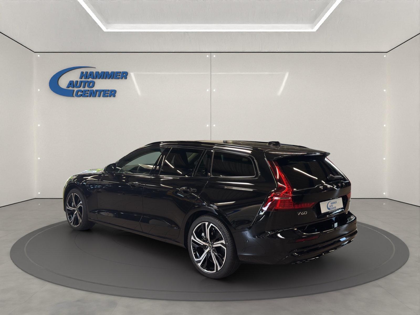 VOLVO V60 2.0 T8 TE Ultra Dark eAWD-image-2