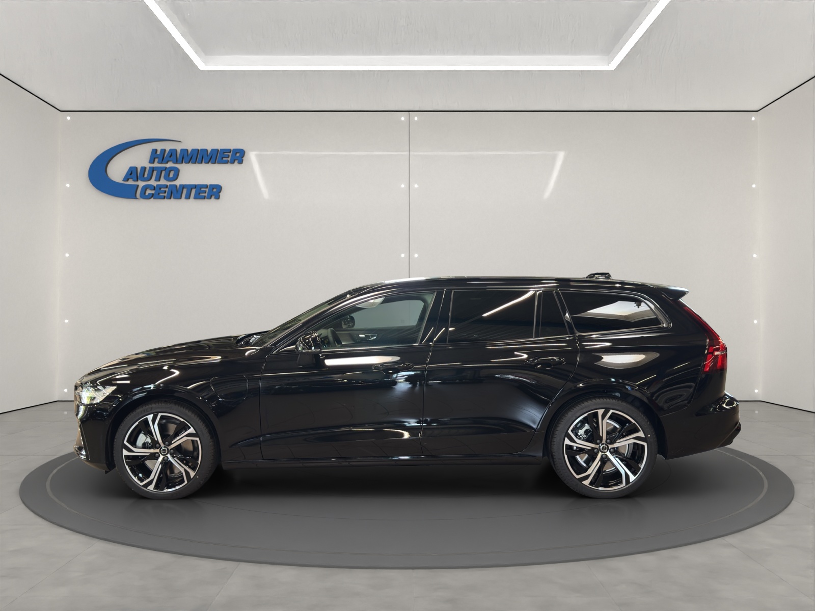 VOLVO V60 2.0 T8 TE Ultra Dark eAWD-image-1