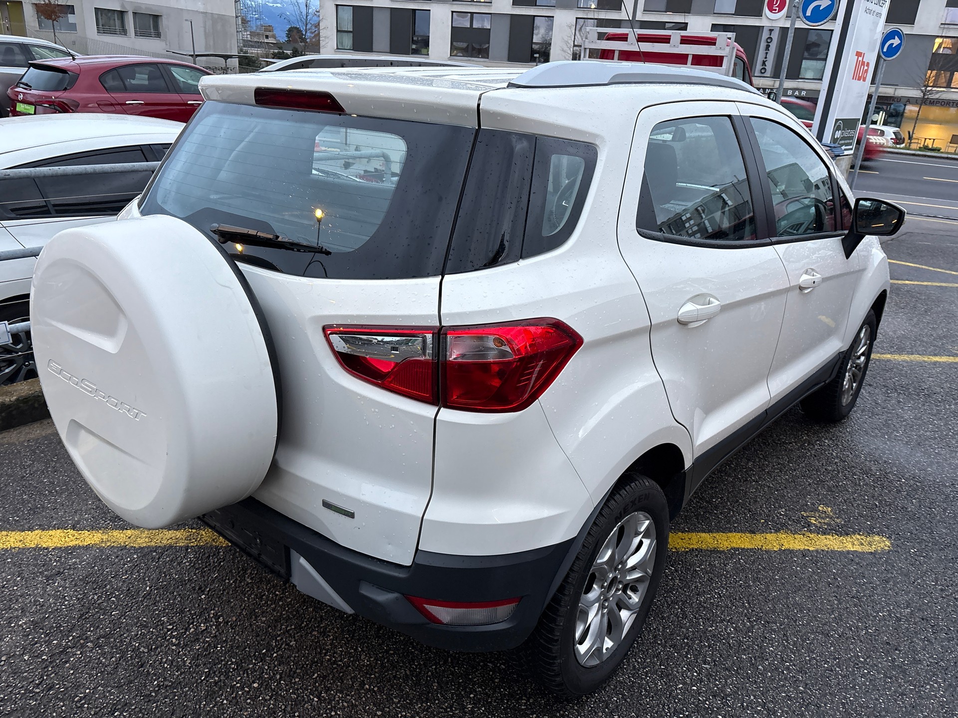 FORD EcoSport 1.0 SCTi Titanium-image-3