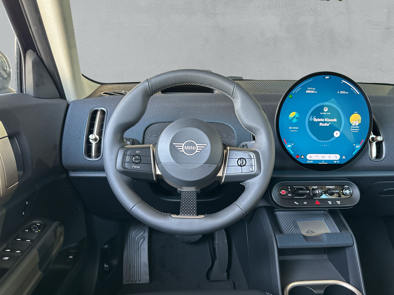 MINI Countryman SE ALL 4-image-15