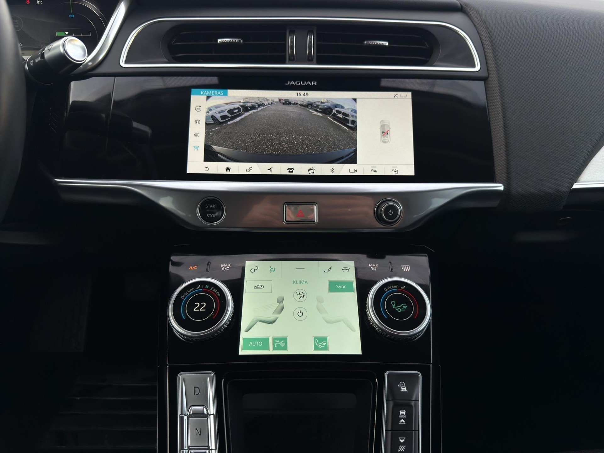 JAGUAR I-Pace EV400 SE AWD-image-19