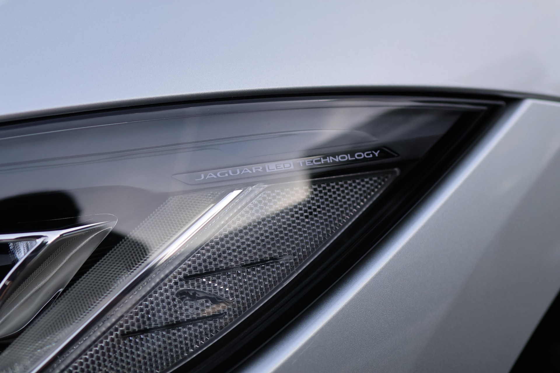 JAGUAR I-Pace EV400 SE AWD-image-31
