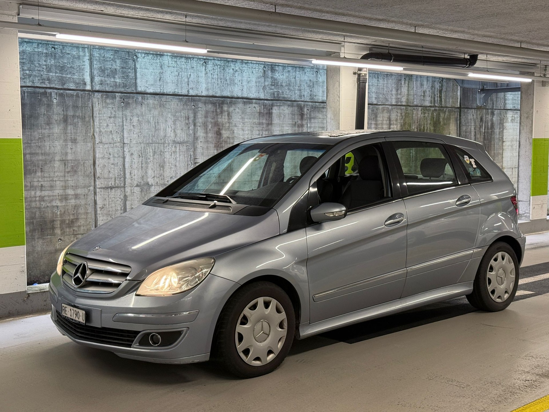 MERCEDES-BENZ B 200 // MFK NEU-image-0
