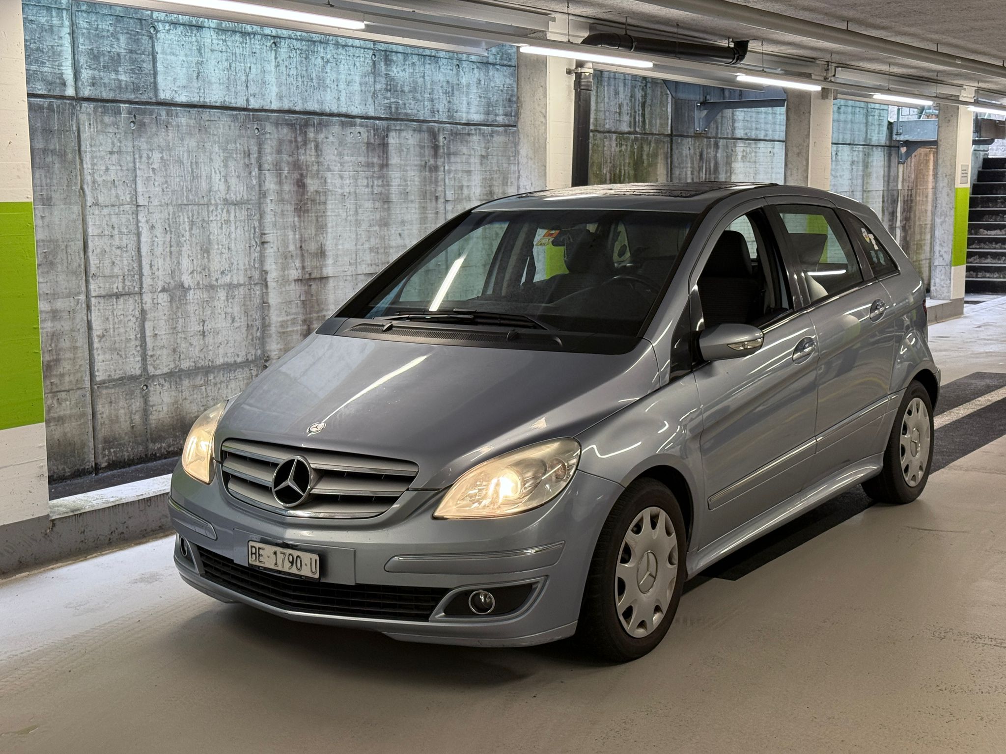 MERCEDES-BENZ B 200 — slika 2