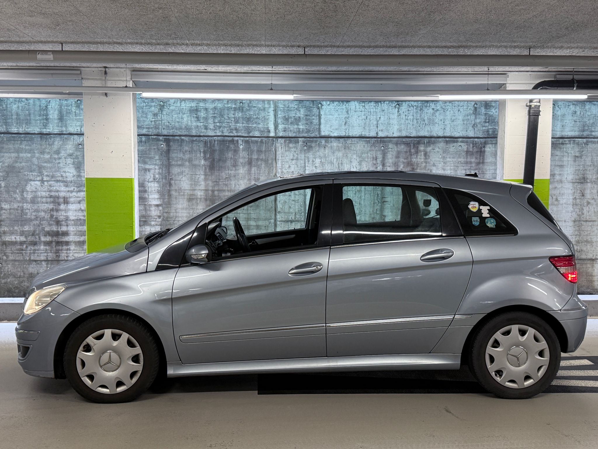 MERCEDES-BENZ B 200 — slika 3