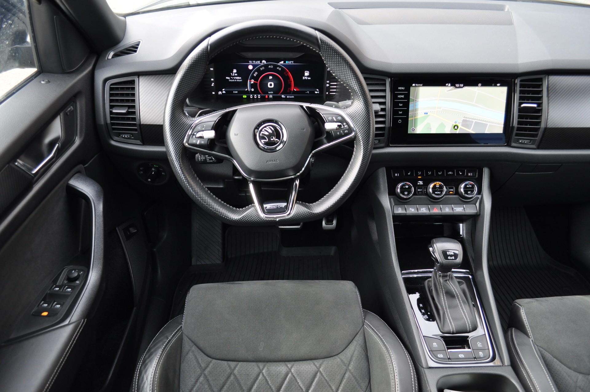 SKODA Kodiaq 2.0 TDI SCR SportLine 4x4 DSG-image-8