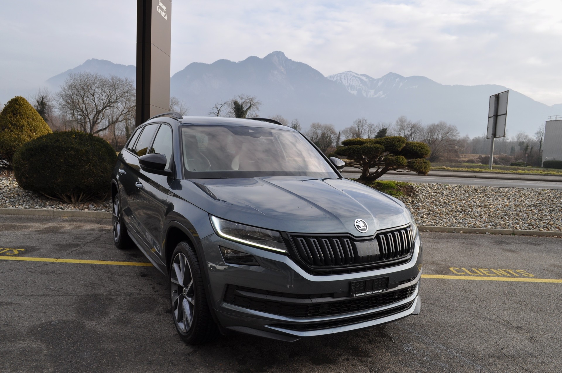 SKODA Kodiaq 2.0 TDI SCR SportLine 4x4 DSG-image-3