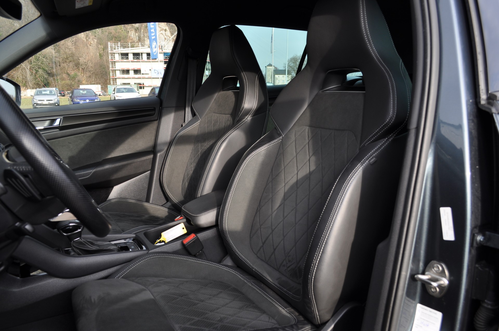SKODA Kodiaq 2.0 TDI SCR SportLine 4x4 DSG-image-14