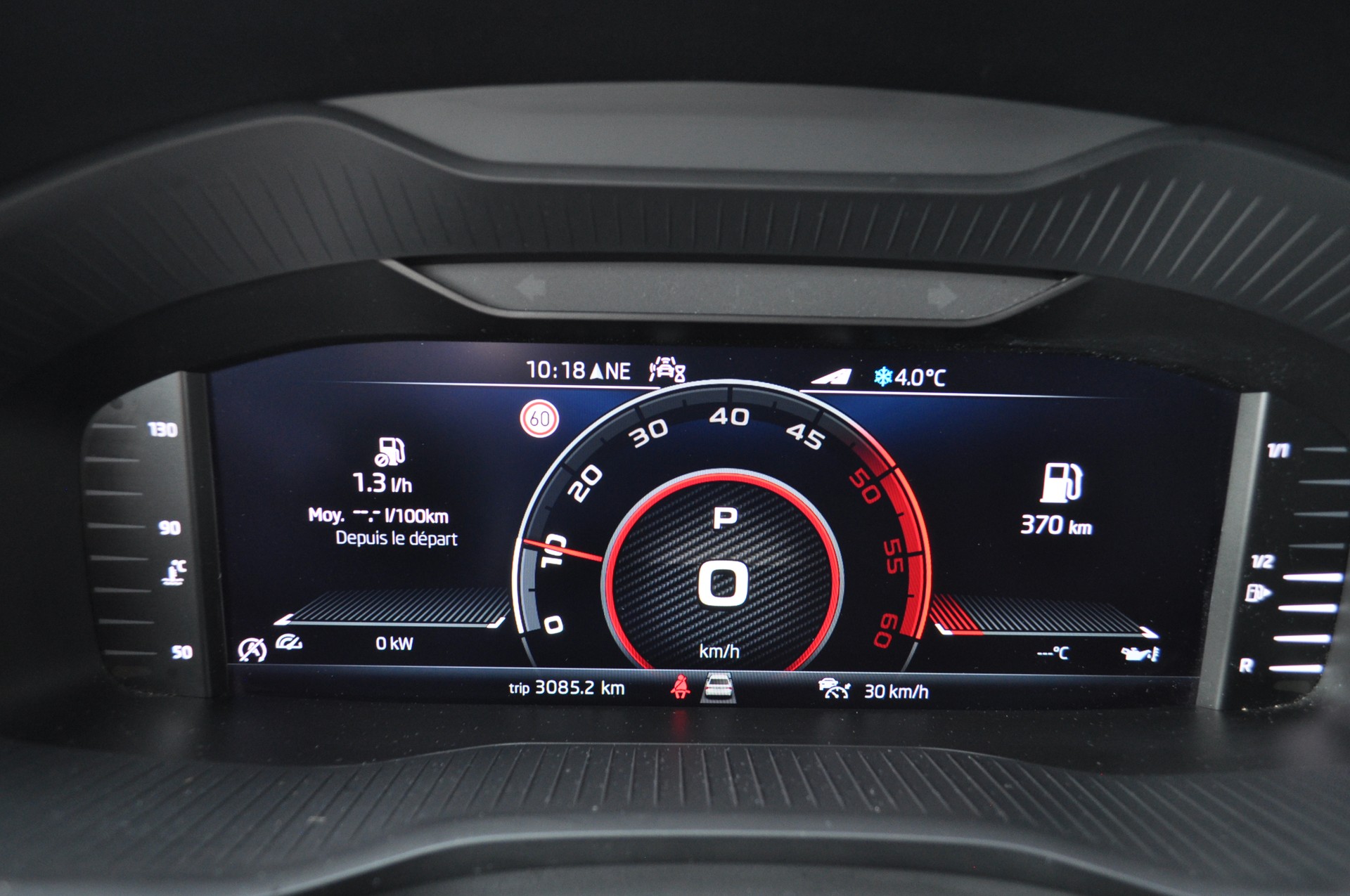 SKODA Kodiaq 2.0 TDI SCR SportLine 4x4 DSG-image-12