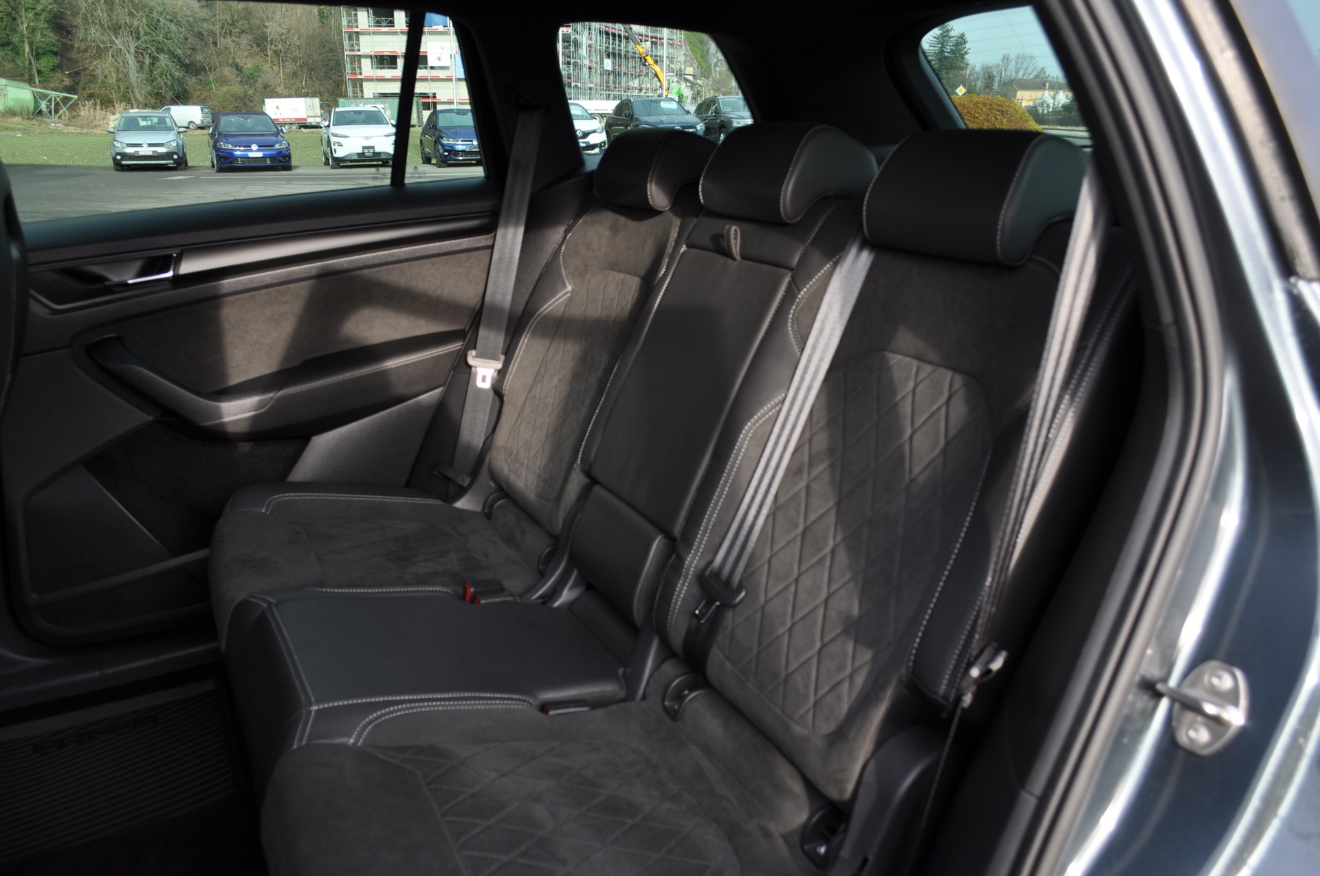 SKODA Kodiaq 2.0 TDI SCR SportLine 4x4 DSG-image-15