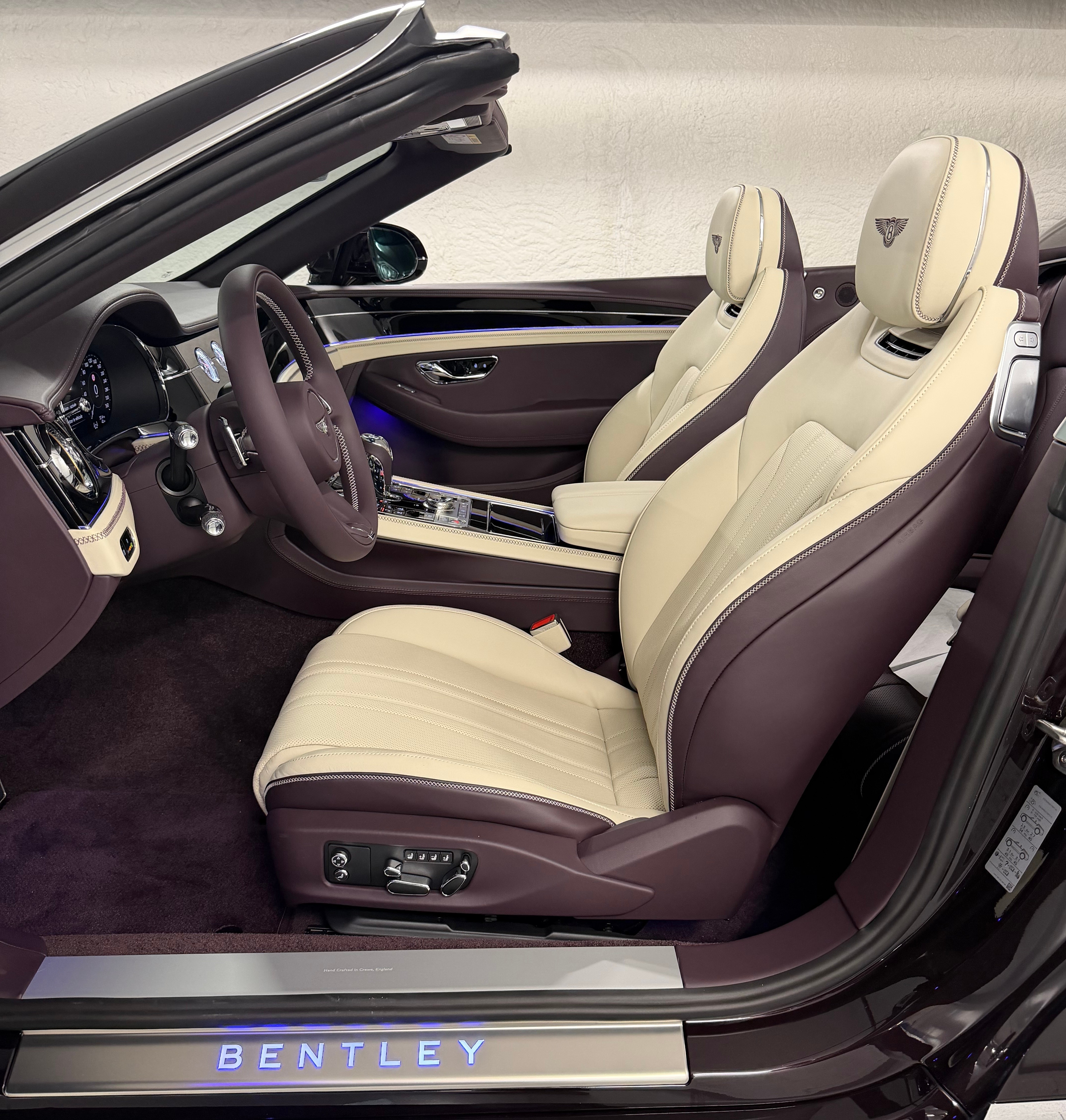 Image BENTLEY CONTINENTAL Continental GTC 4.0 V8 PHEV Black Velvet