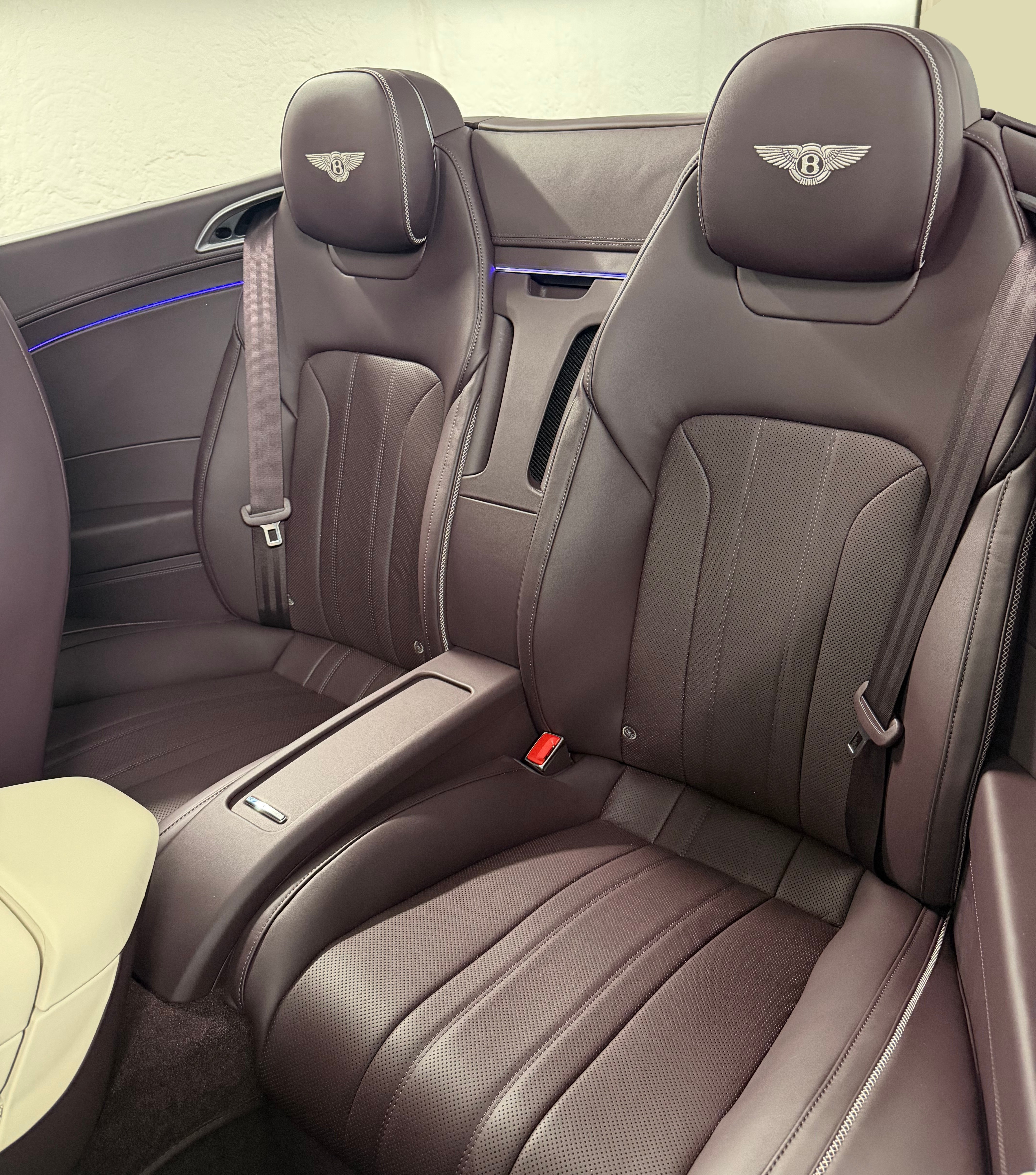 Image BENTLEY CONTINENTAL Continental GTC 4.0 V8 PHEV Black Velvet