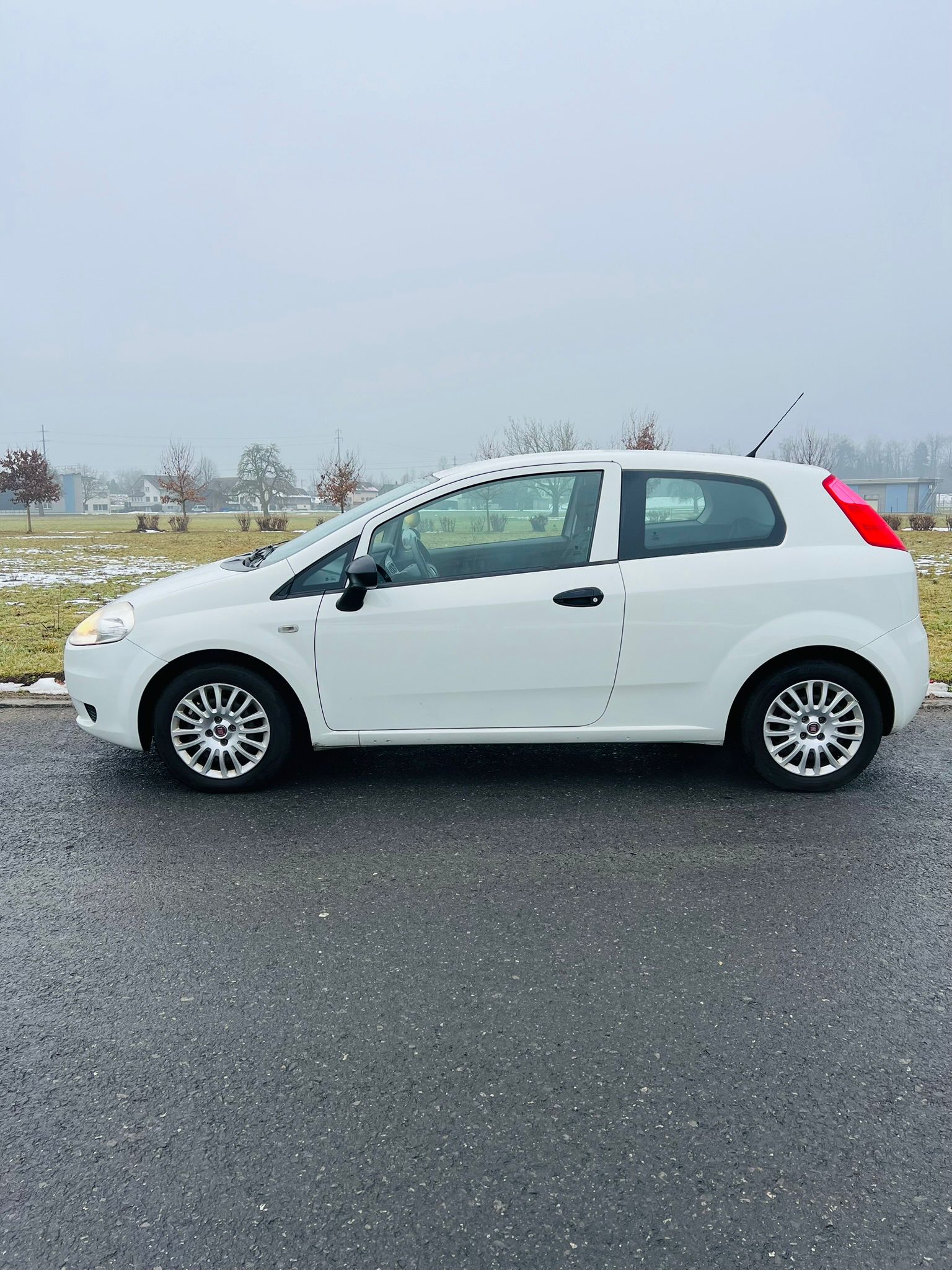 FIAT Punto 1.2 Pop-image-1