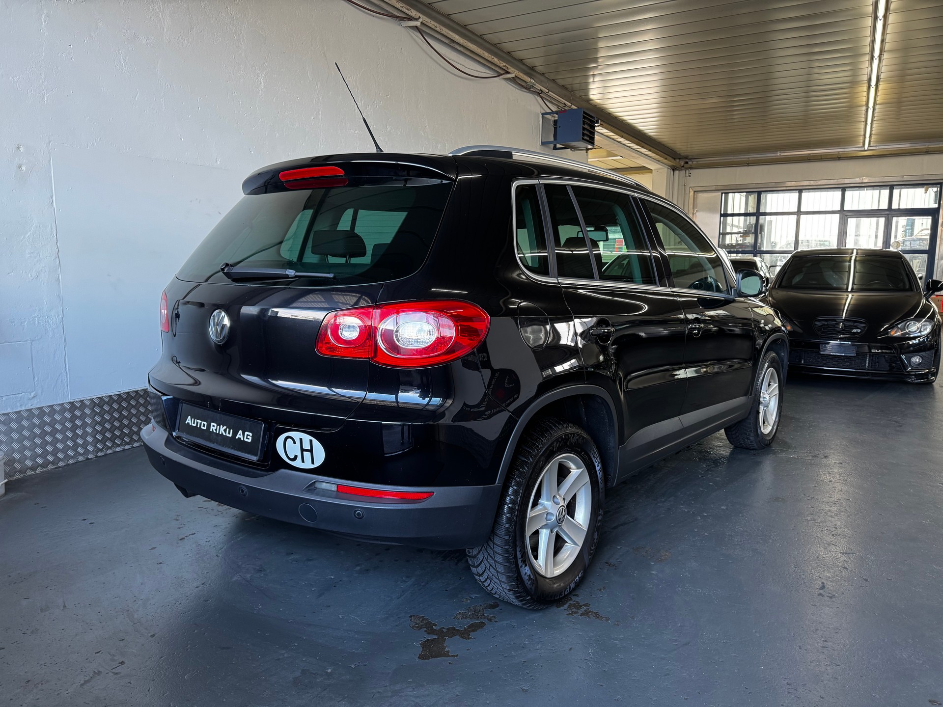 VW Tiguan 2.0 TDI Sport&Style-image-8