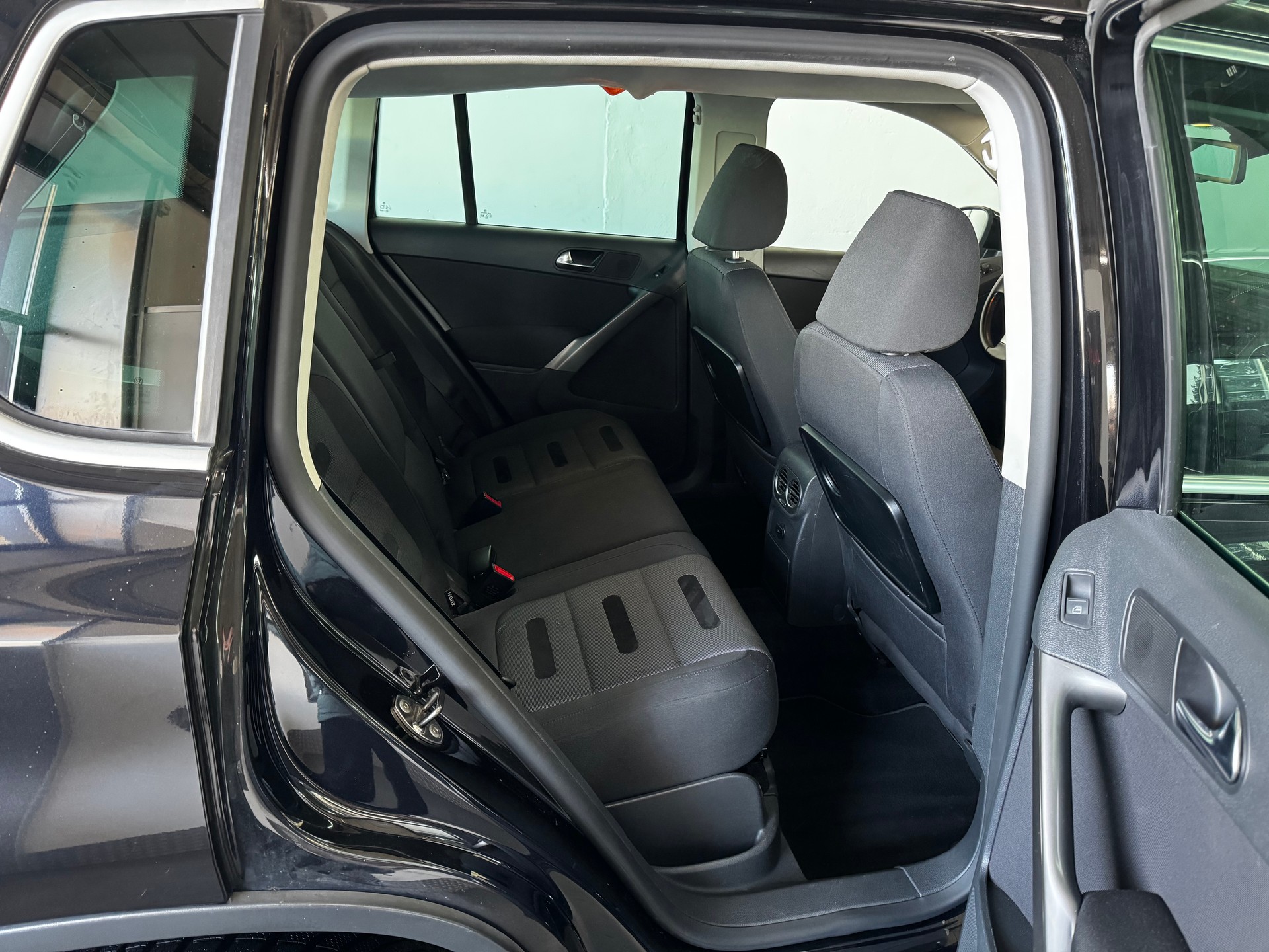 VW Tiguan 2.0 TDI Sport&Style-image-20