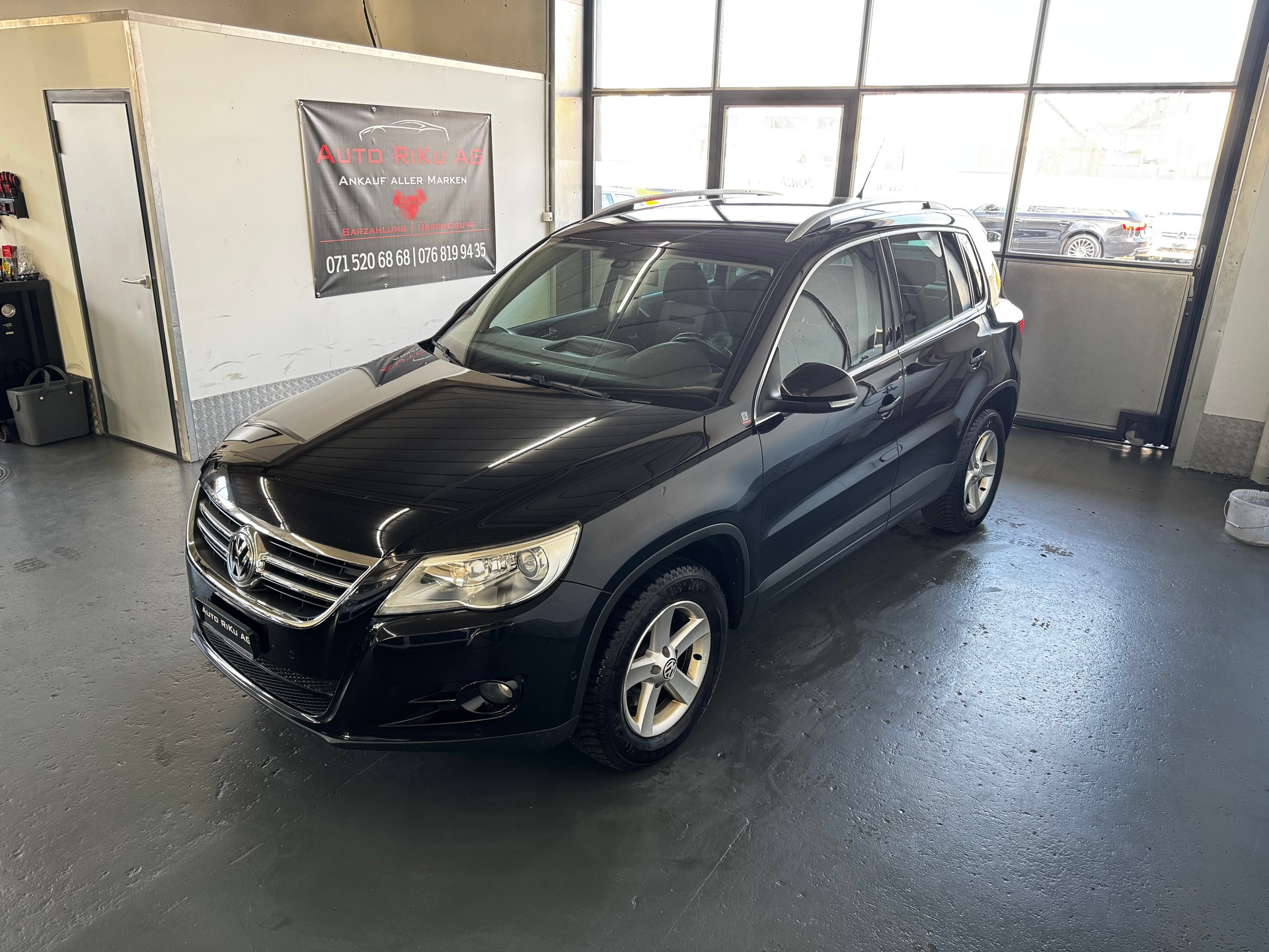 VW Tiguan 2.0 TDI Sport&Style-image-4
