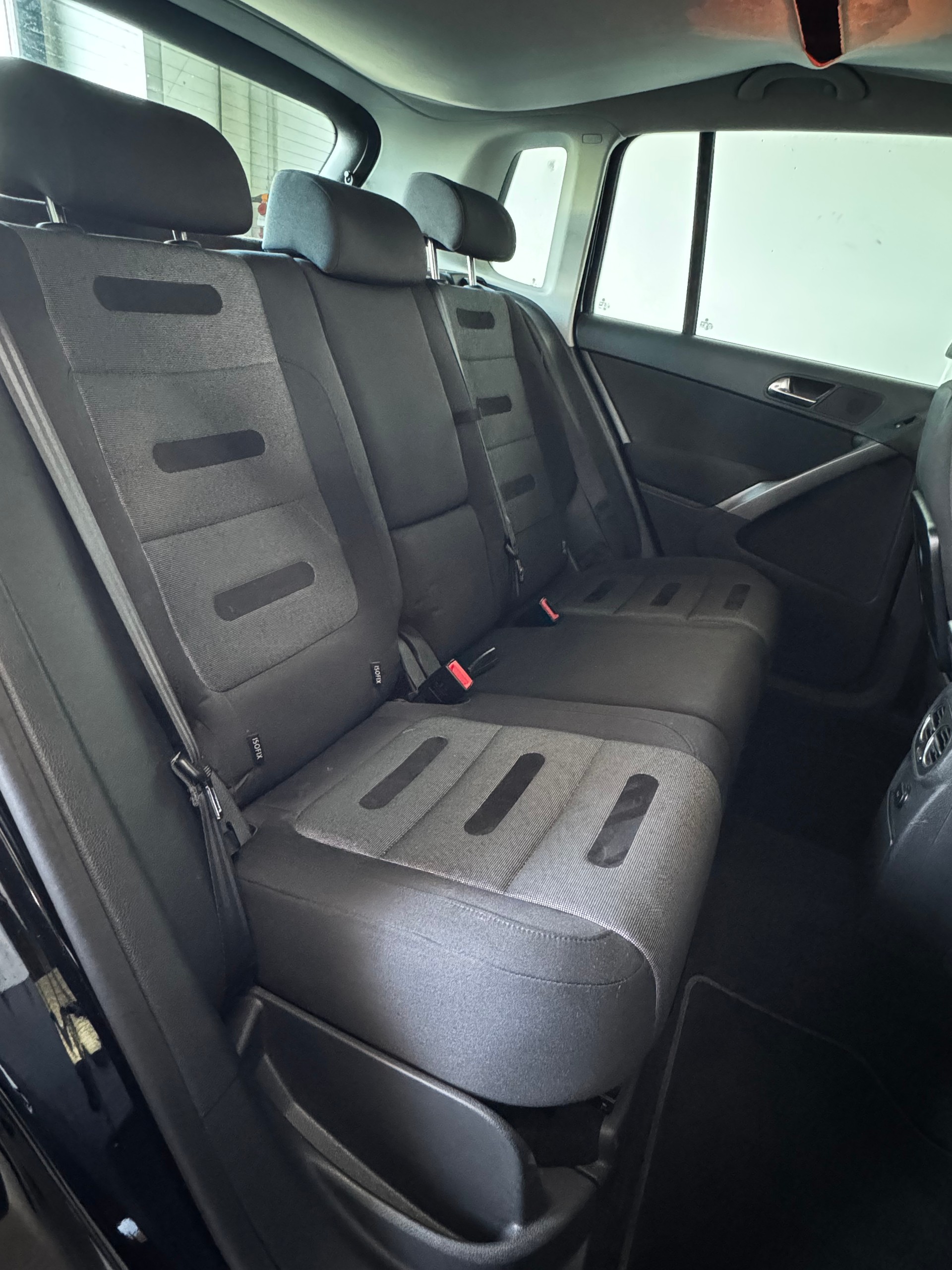 VW Tiguan 2.0 TDI Sport&Style-image-21