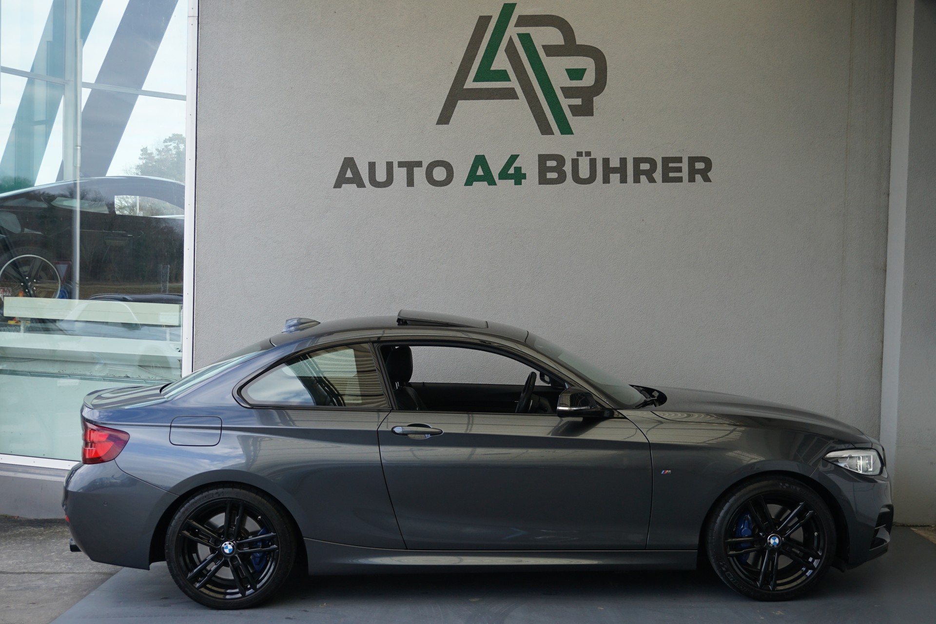 BMW M240i Coupé 340PS mit Heckantrieb !! Gratisservice bis 100`000km!!-image-0