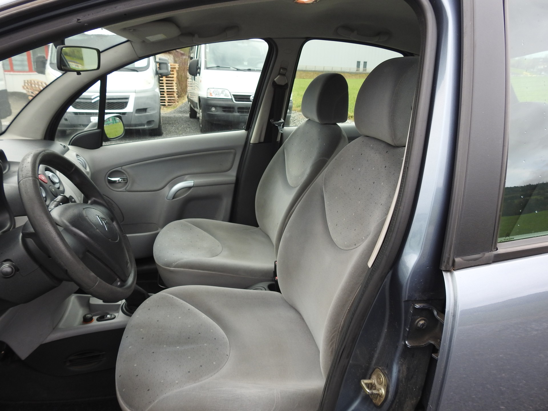 CITROEN C3 1.6 16V HDi X-TR-image-11