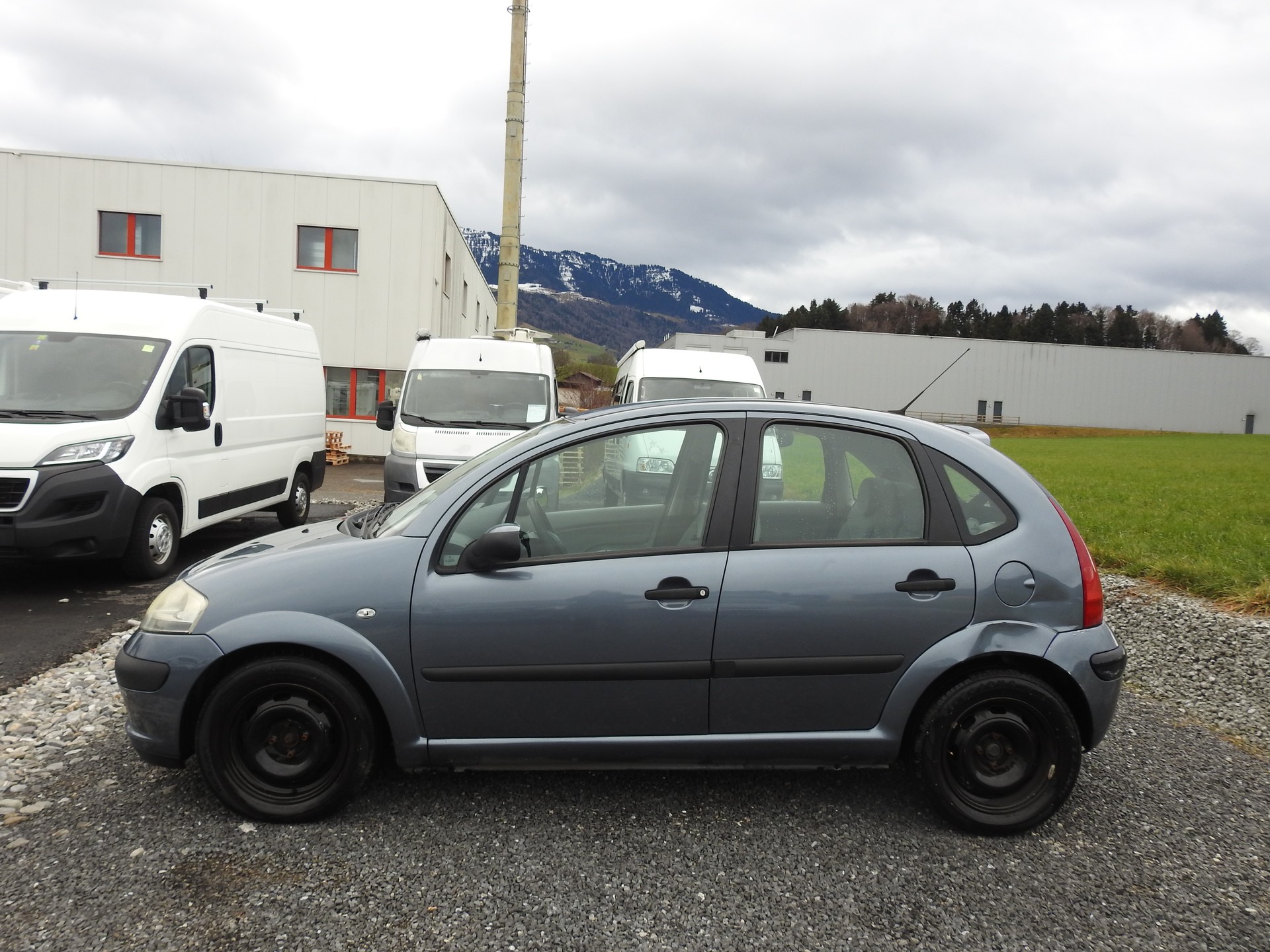 CITROEN C3 1.6 16V HDi X-TR-image-2