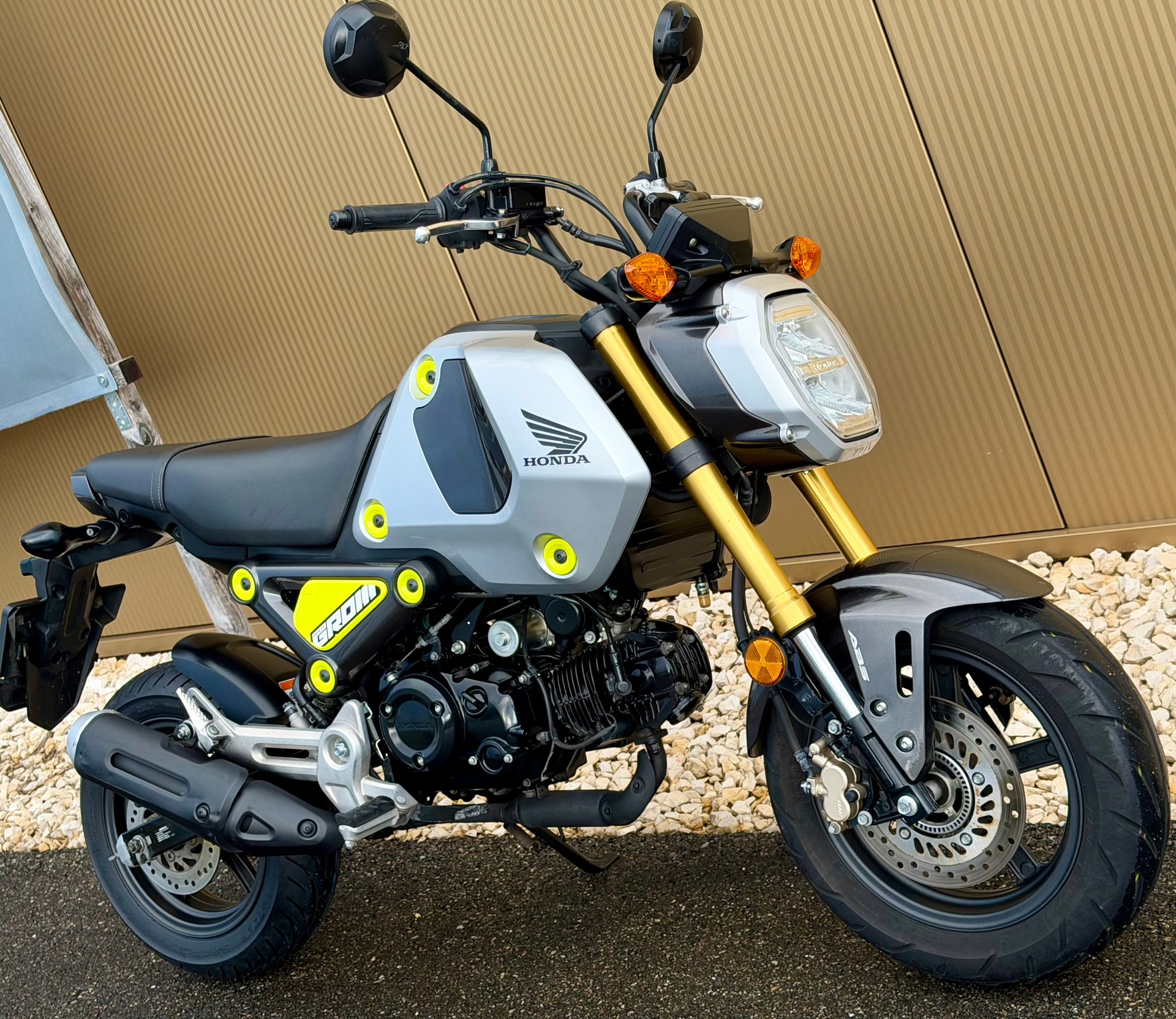 HONDA MSX 125-showroom-element-2
