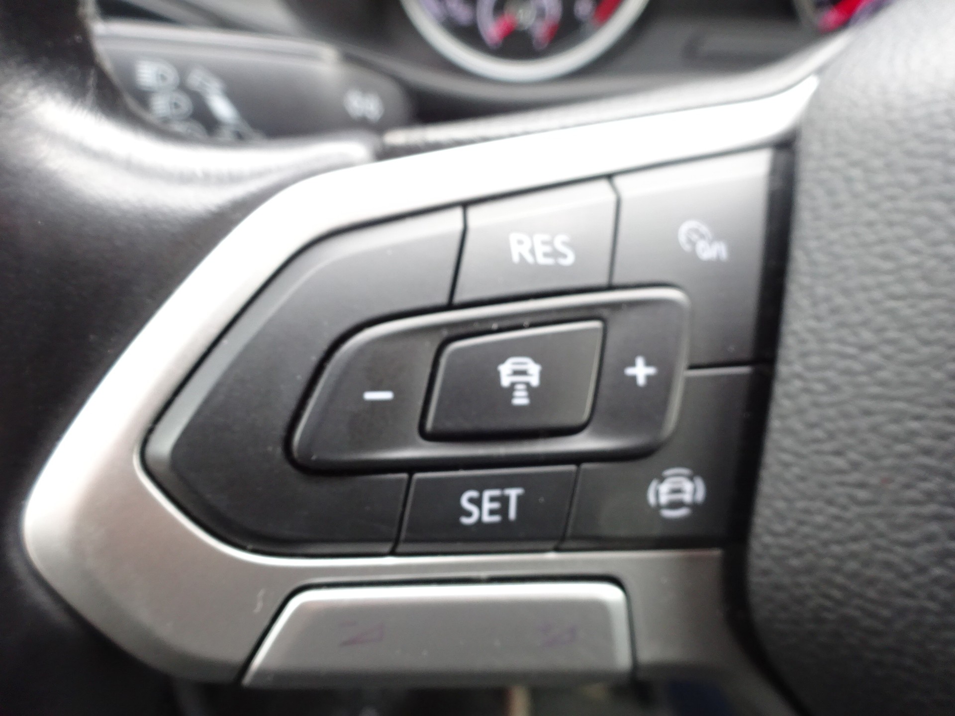 VW T6.1 2.0 TDI 4Motion-image-15