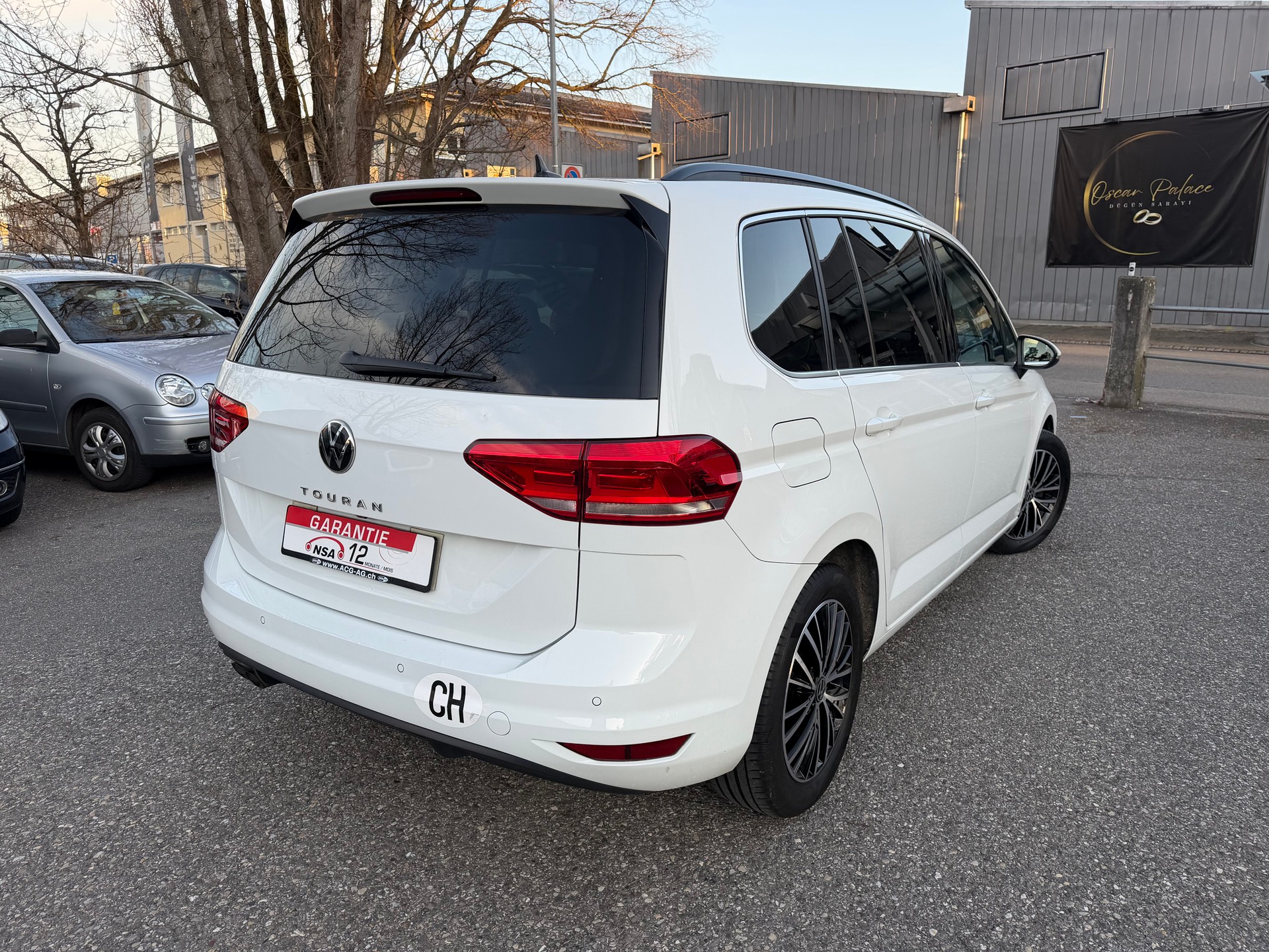 VW Touran 2.0 TDI BlueMotion Technology Comfortline DSG * Gr-Navi * Klima-auto * Tempomat * PDC V&H * RF-Kamera * Ab MFK *-image-4