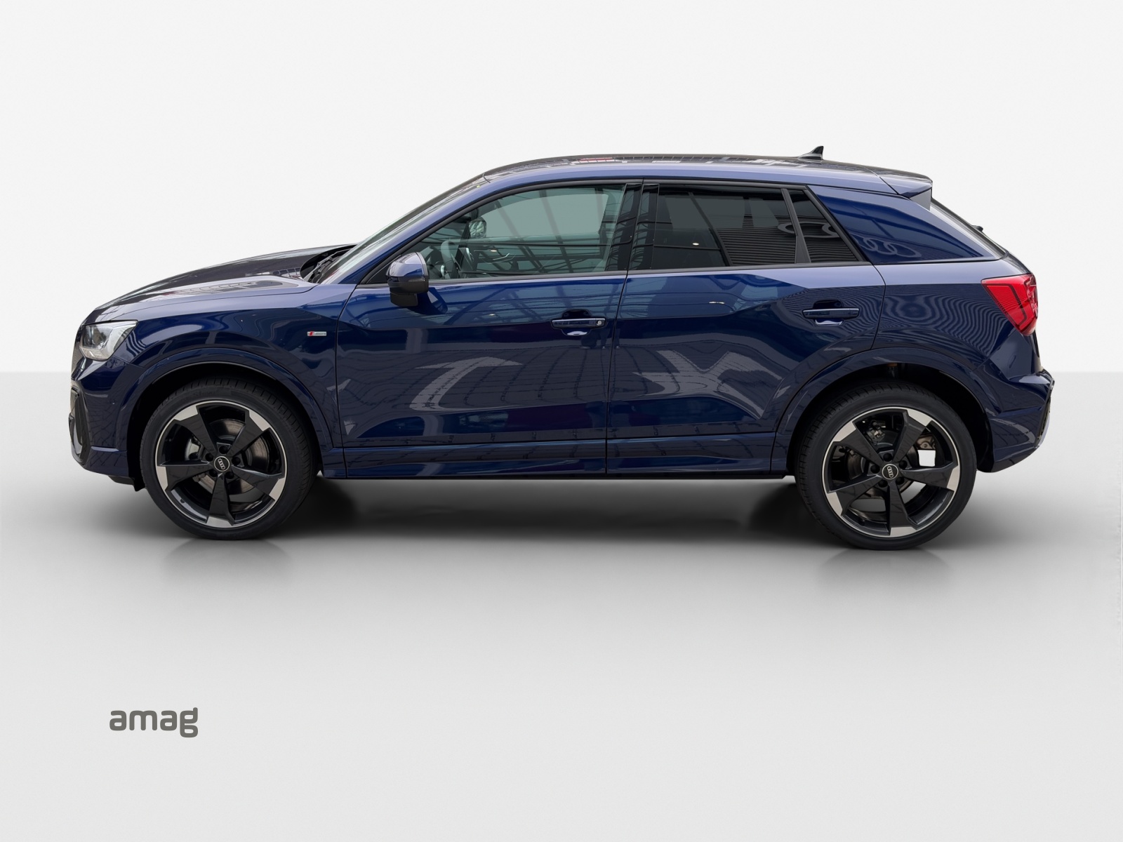 AUDI Q2 35 TFSI S line S-tronic-image-1