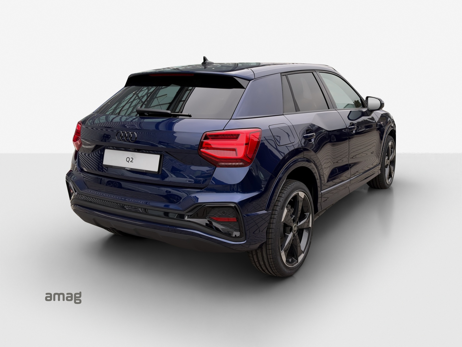 AUDI Q2 35 TFSI S line S-tronic-image-4