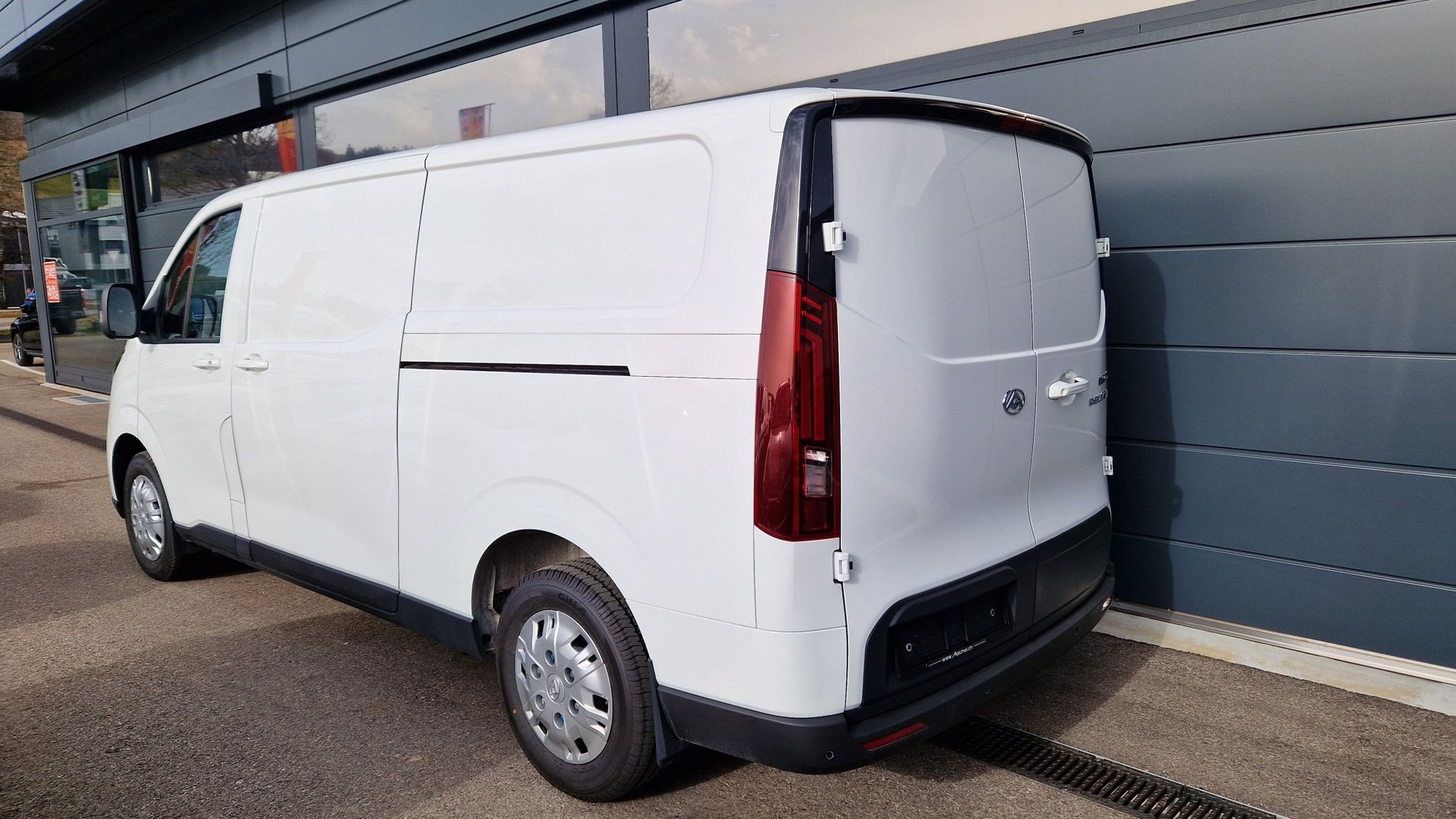 MAXUS Deliver 7 L2 FWD-image-5