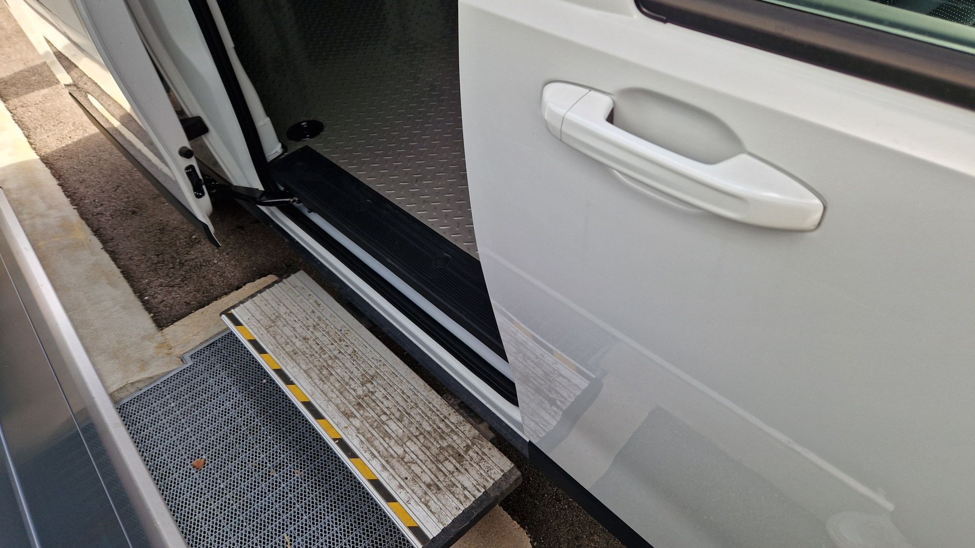 MAXUS Deliver 7 L2 FWD-image-6