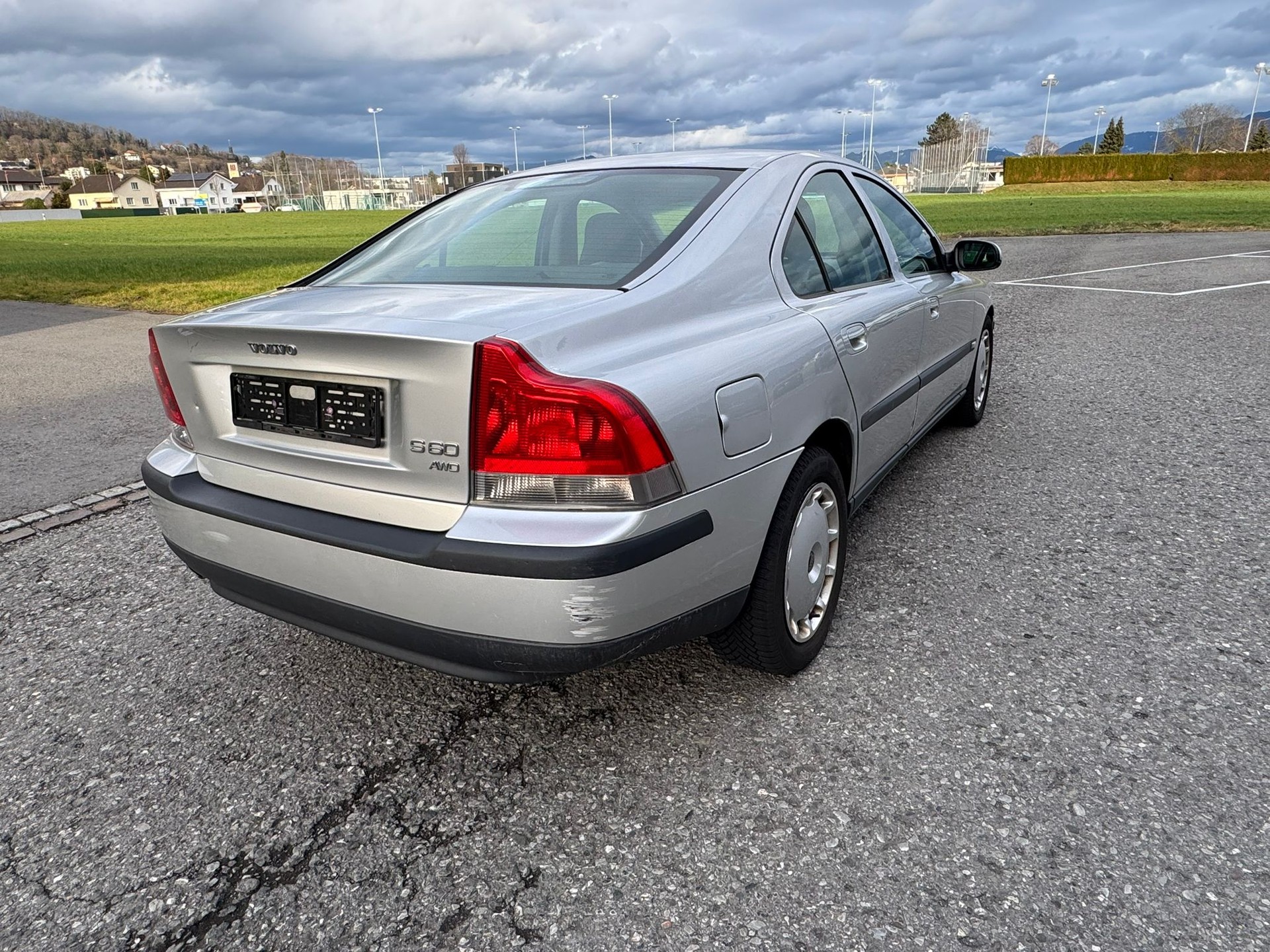 VOLVO S60 2.4T AWD-image-3