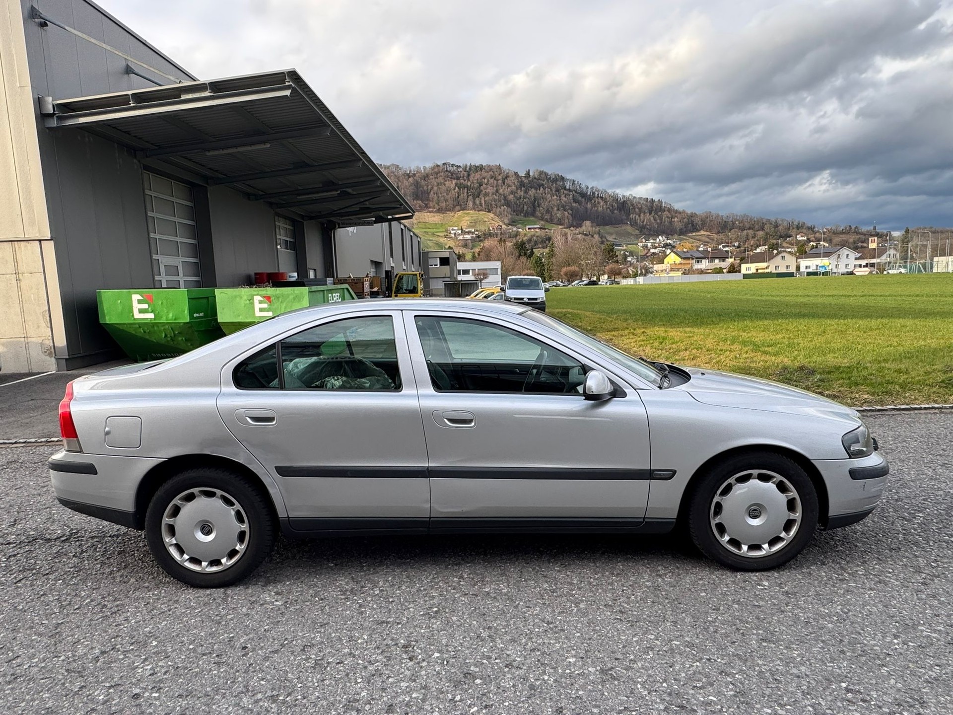 VOLVO S60 2.4T AWD-image-4