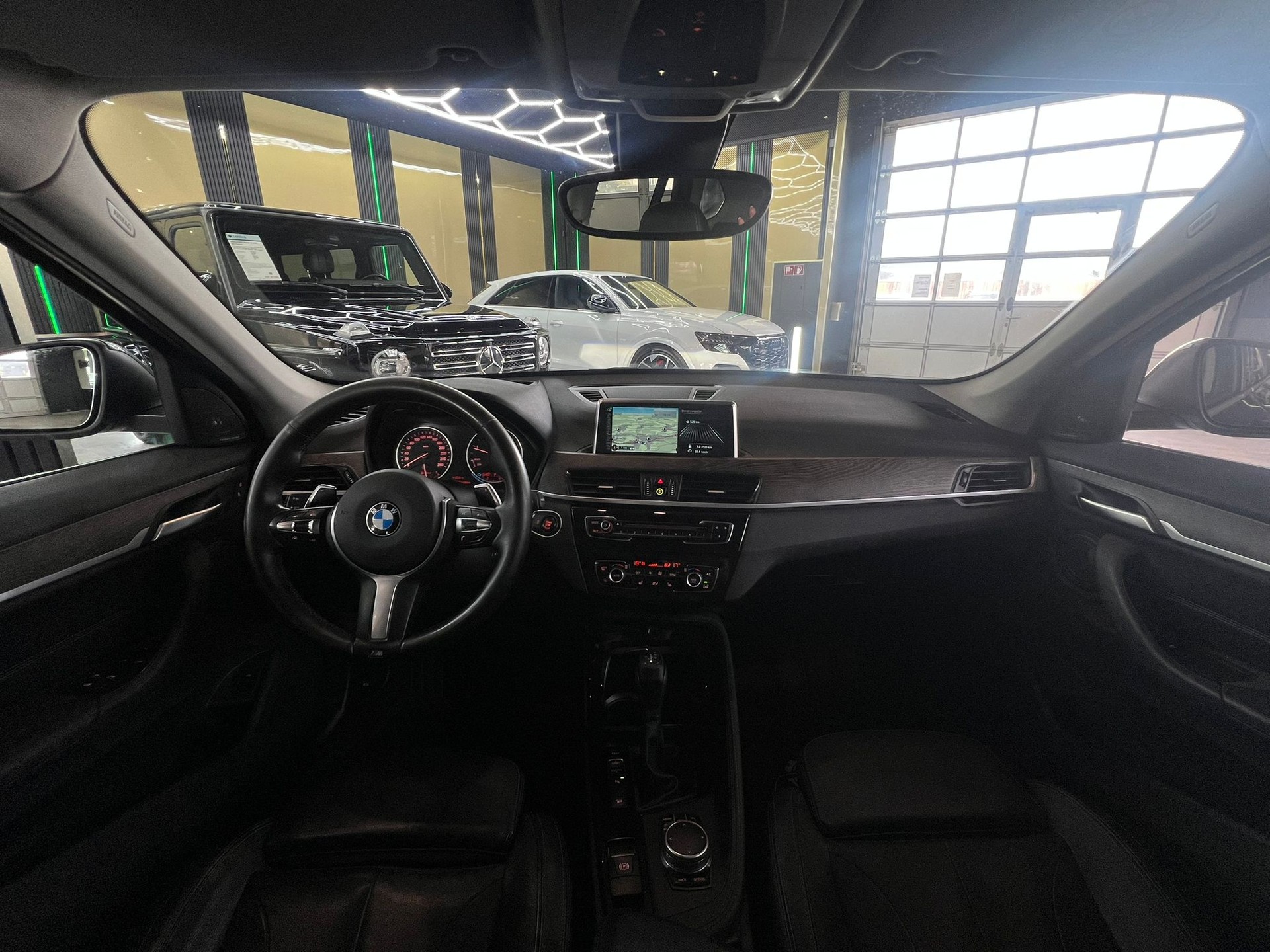 BMW X1 xDrive 25d M Sport Steptronic-image-12