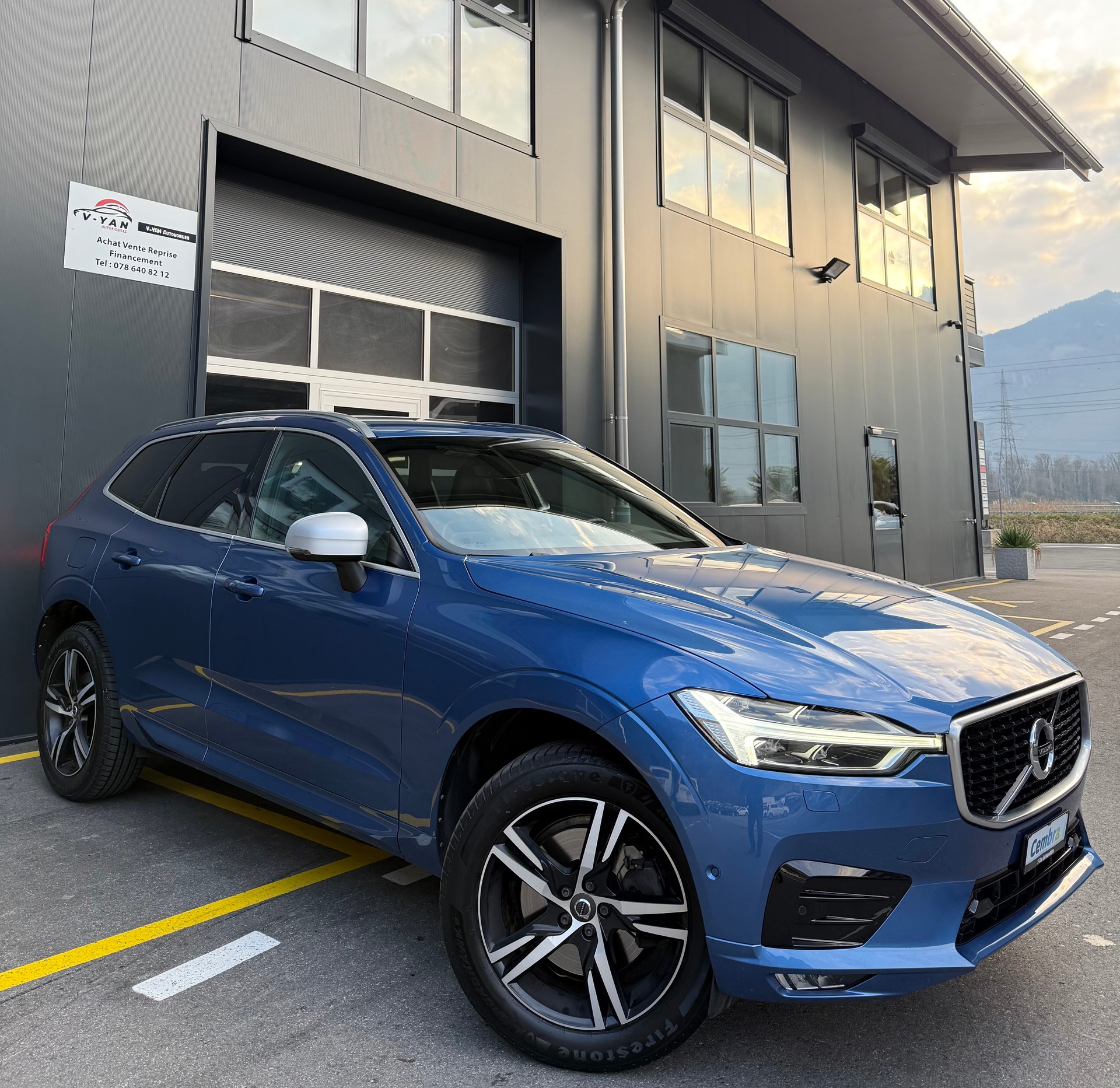 VOLVO XC60 T5 AWD R-Design Geartronic-image-1