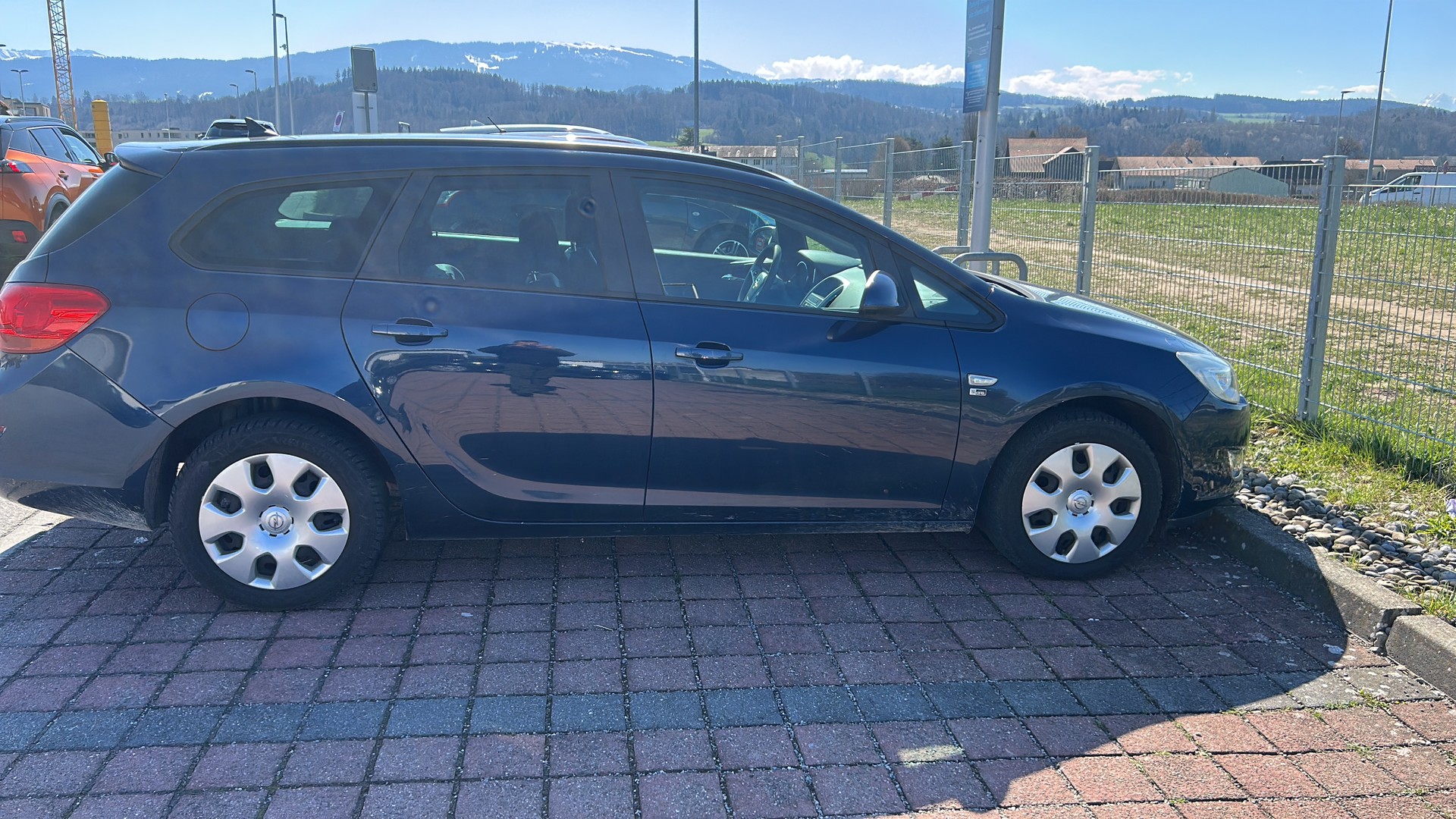OPEL Astra ST 1.4i 16V Turbo Anniversary Ed.-image-4