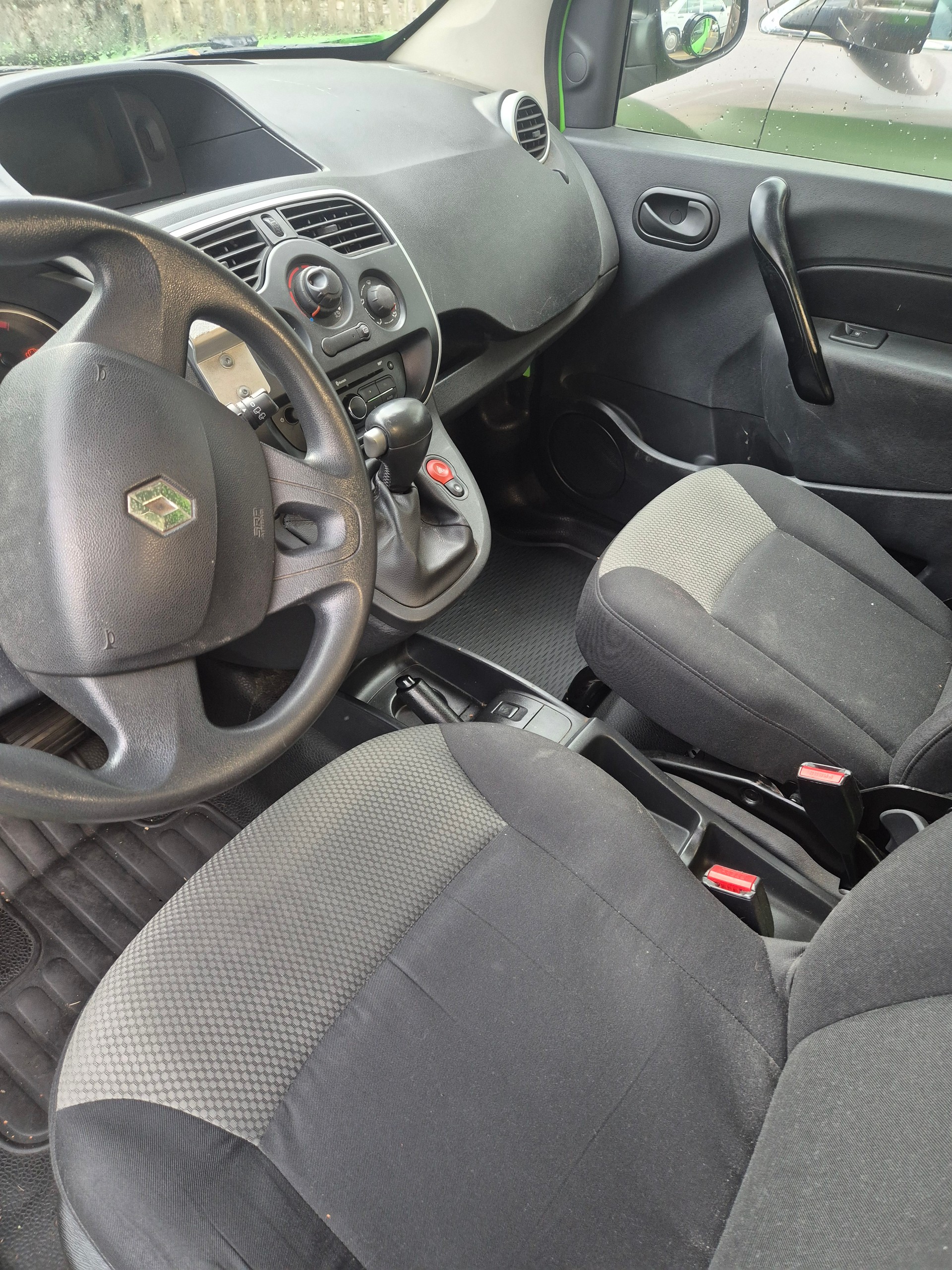 RENAULT KANGOO MAXI-image-3