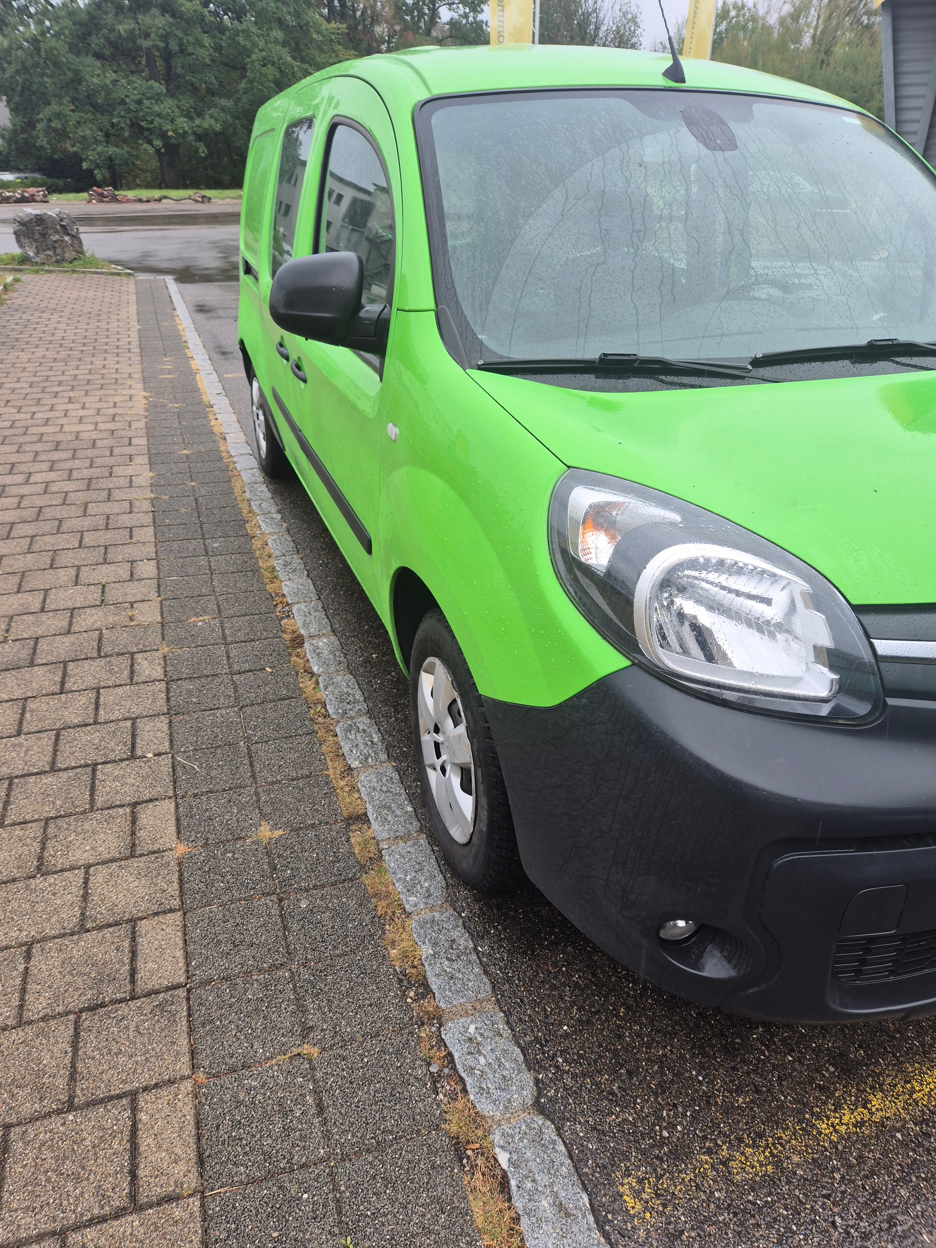 RENAULT KANGOO MAXI-image-4
