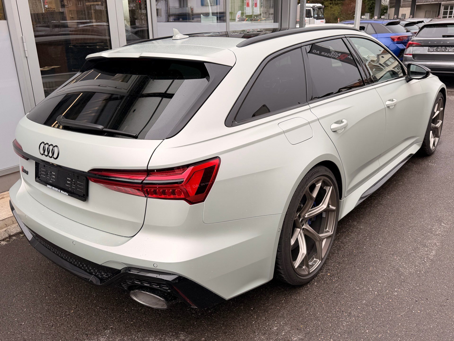 AUDI RS6 AVANT 4.0 TFSI QUATTRO PERFORMANCE *** UNIKAT IN WEISS MATT & KERAMIK BREMSEN ***-image-3