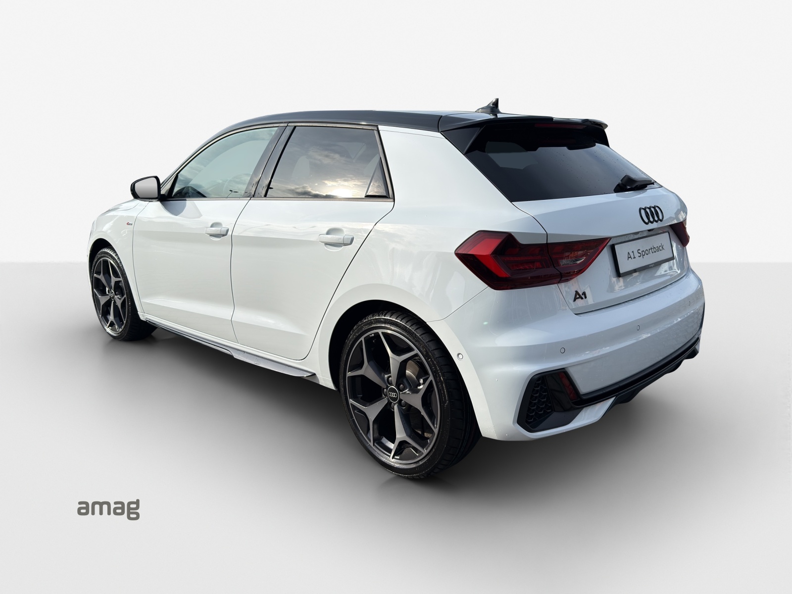 AUDI A1 Sportback 30 TFSI S Line Attraction S-tronic-image-2