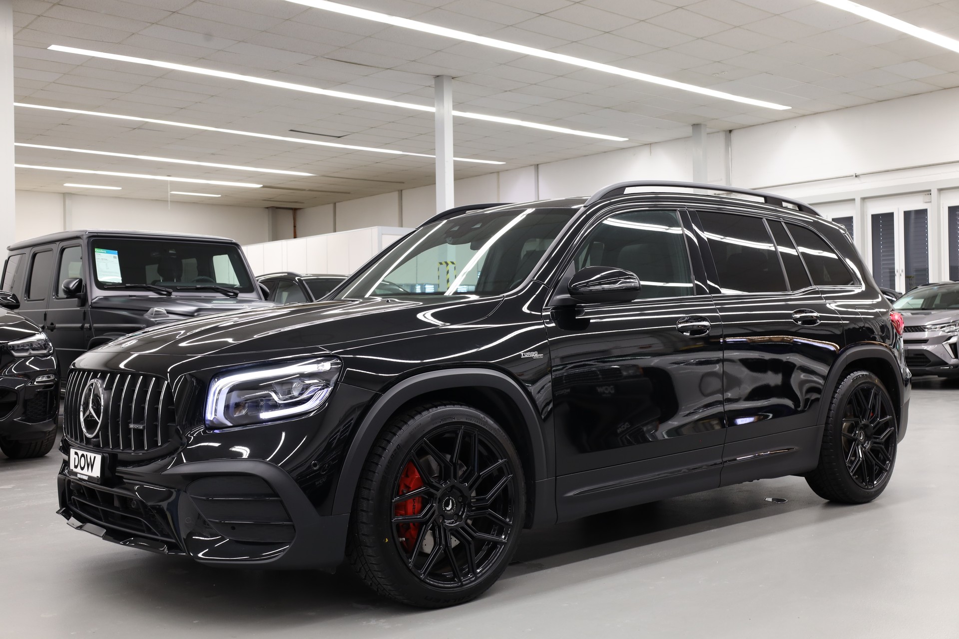 MERCEDES-BENZ GLB 35 AMG 4matic-image-2