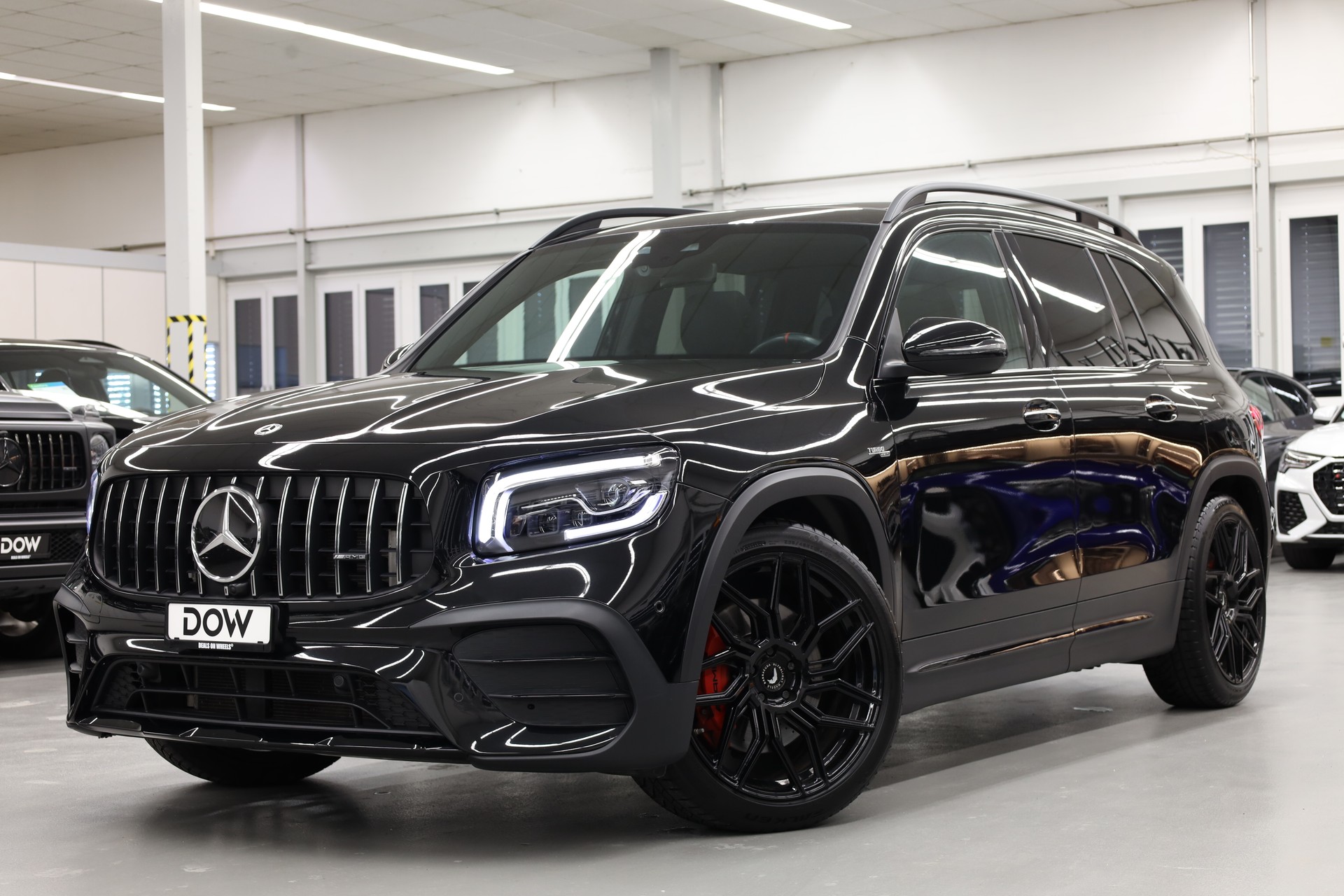 MERCEDES-BENZ GLB 35 AMG 4matic-image-0
