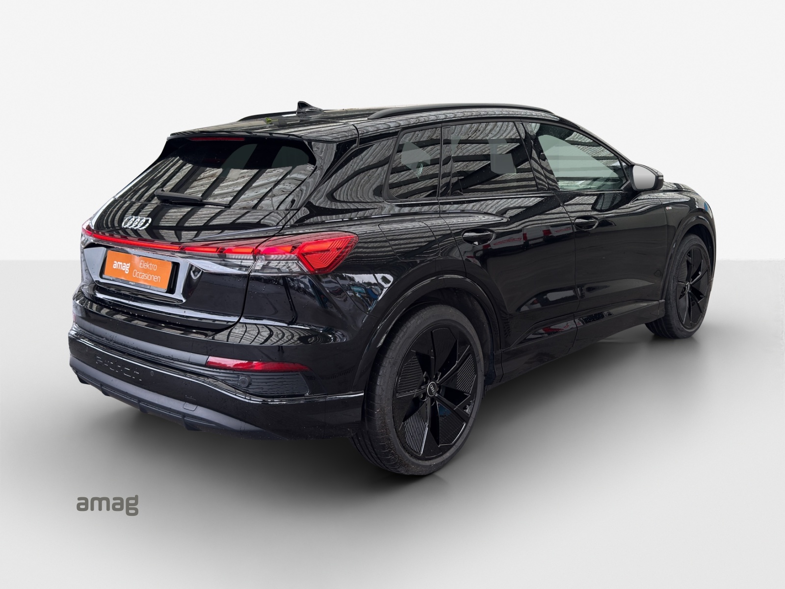AUDI Q4 e-tron 40-image-5
