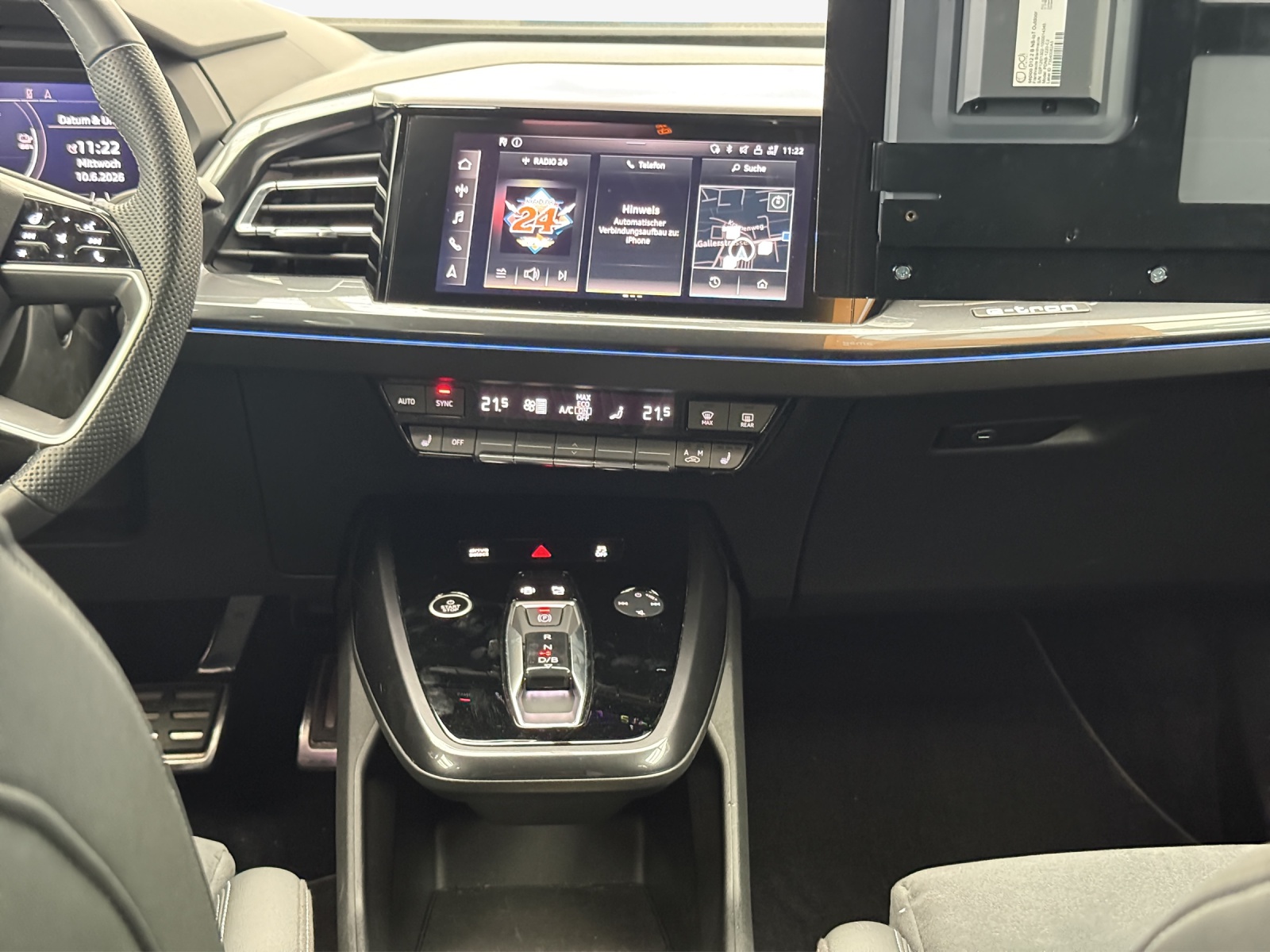 AUDI Q4 e-tron 40-image-11