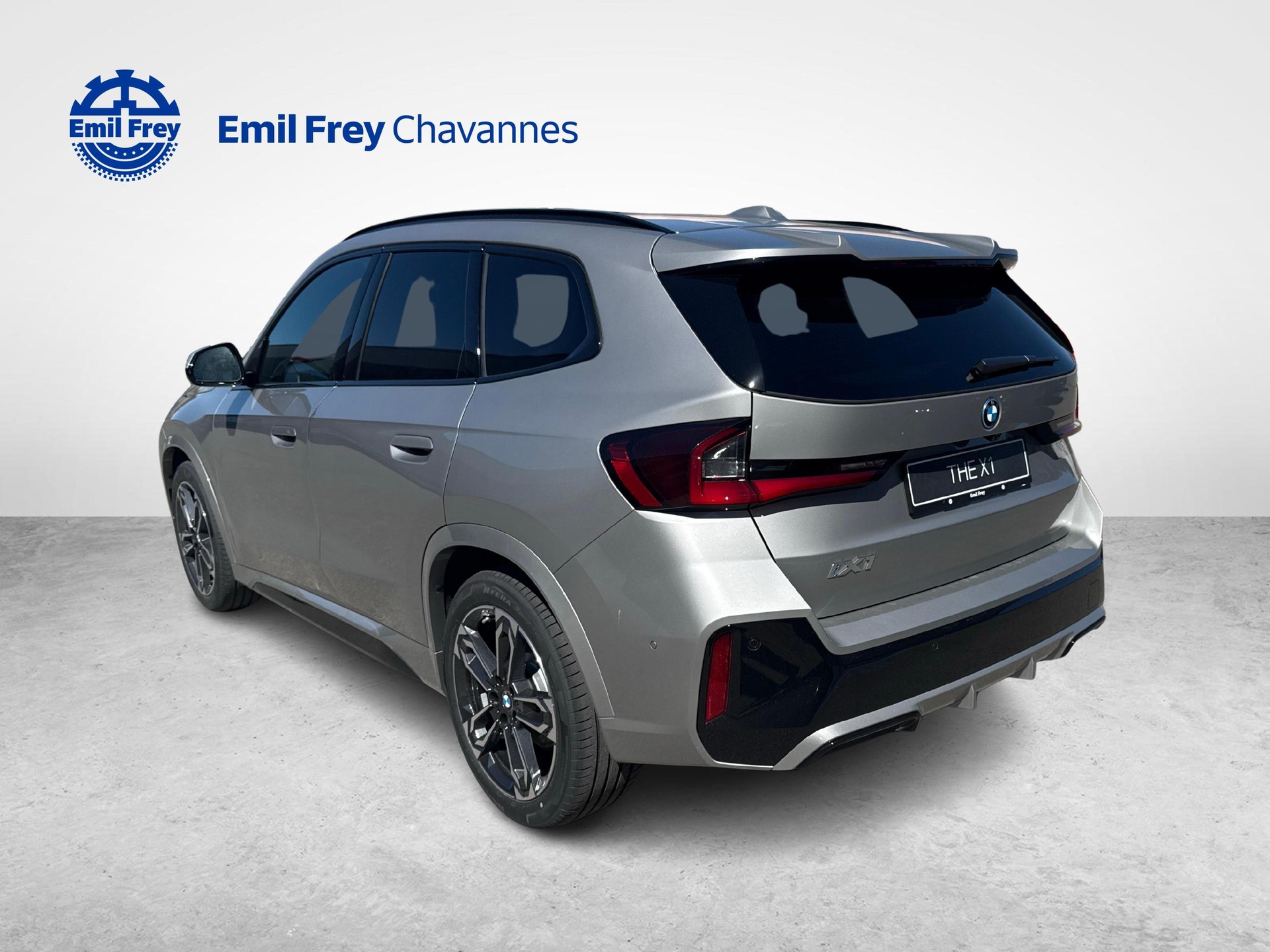 BMW iX1 30 xDrive Kit M Sport Pro-image-2