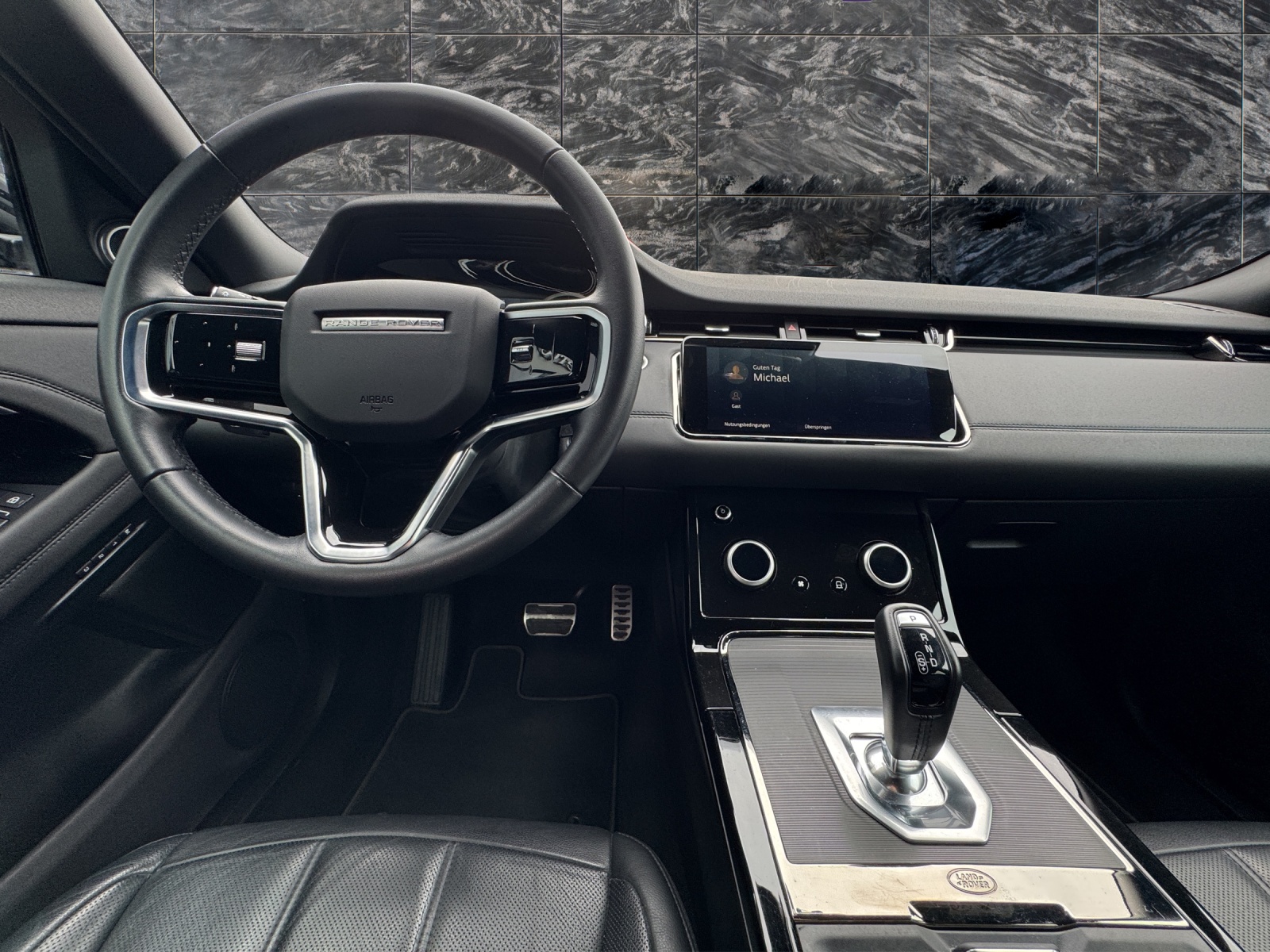 LAND ROVER Range Rover Evoque D 200 HSE AT9-image-11
